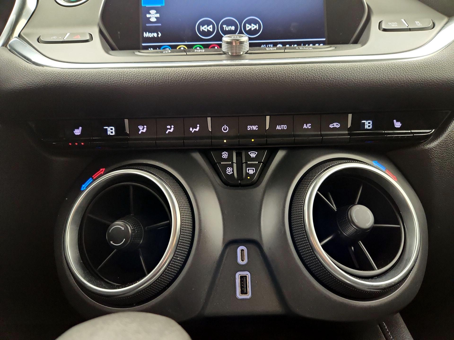 Thumbnail: 2021 Chevrolet Blazer - 16