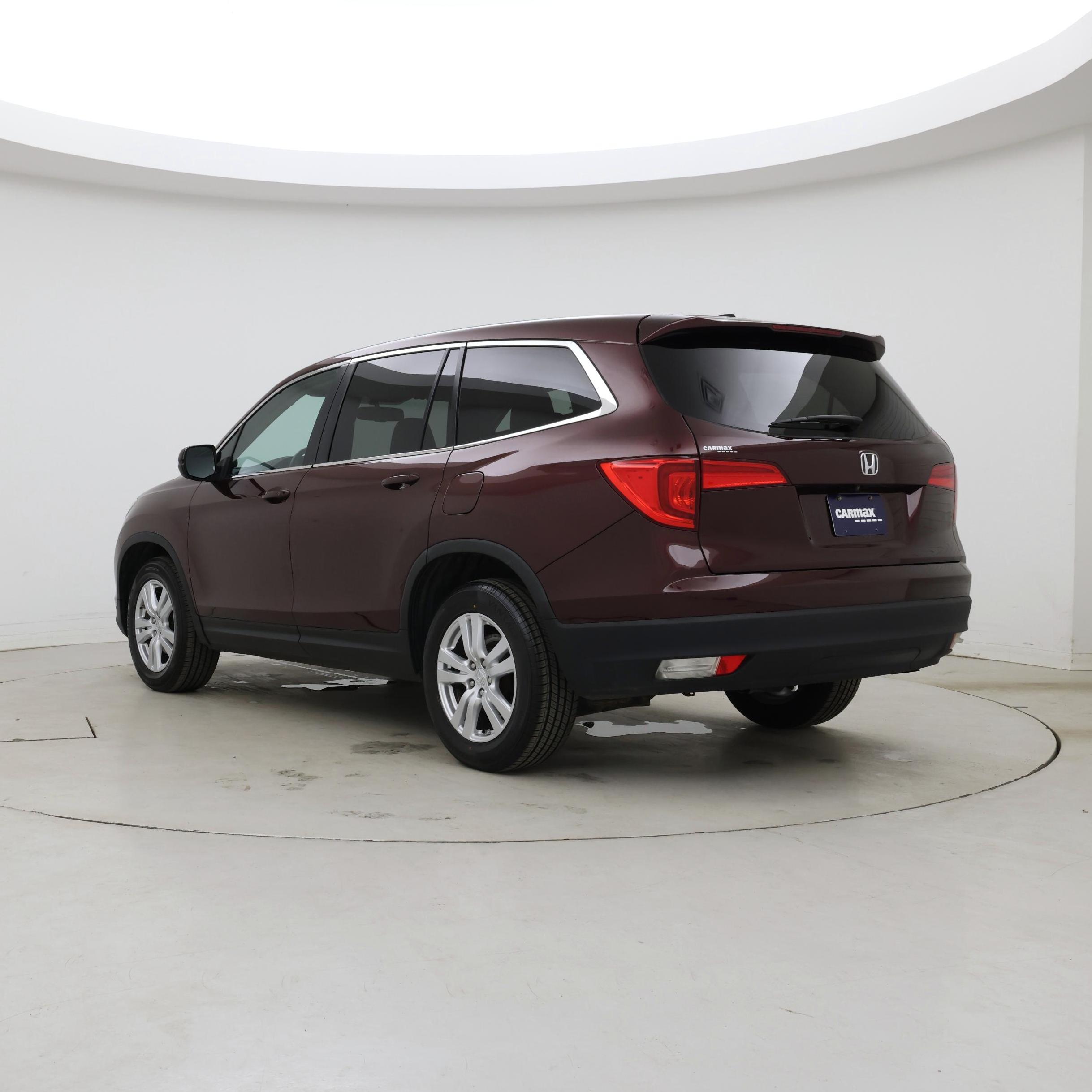 Thumbnail: 2016 Honda Pilot - 2