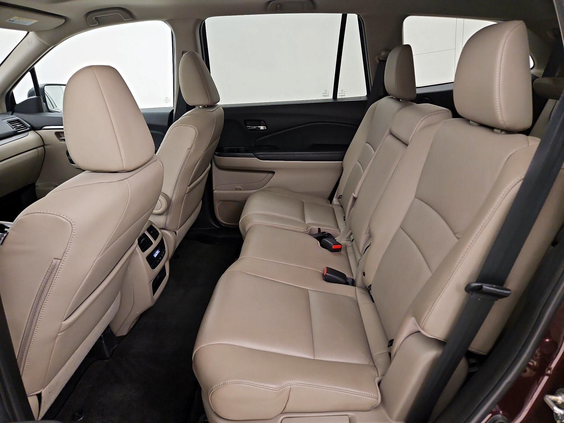 Thumbnail: 2016 Honda Pilot - 20