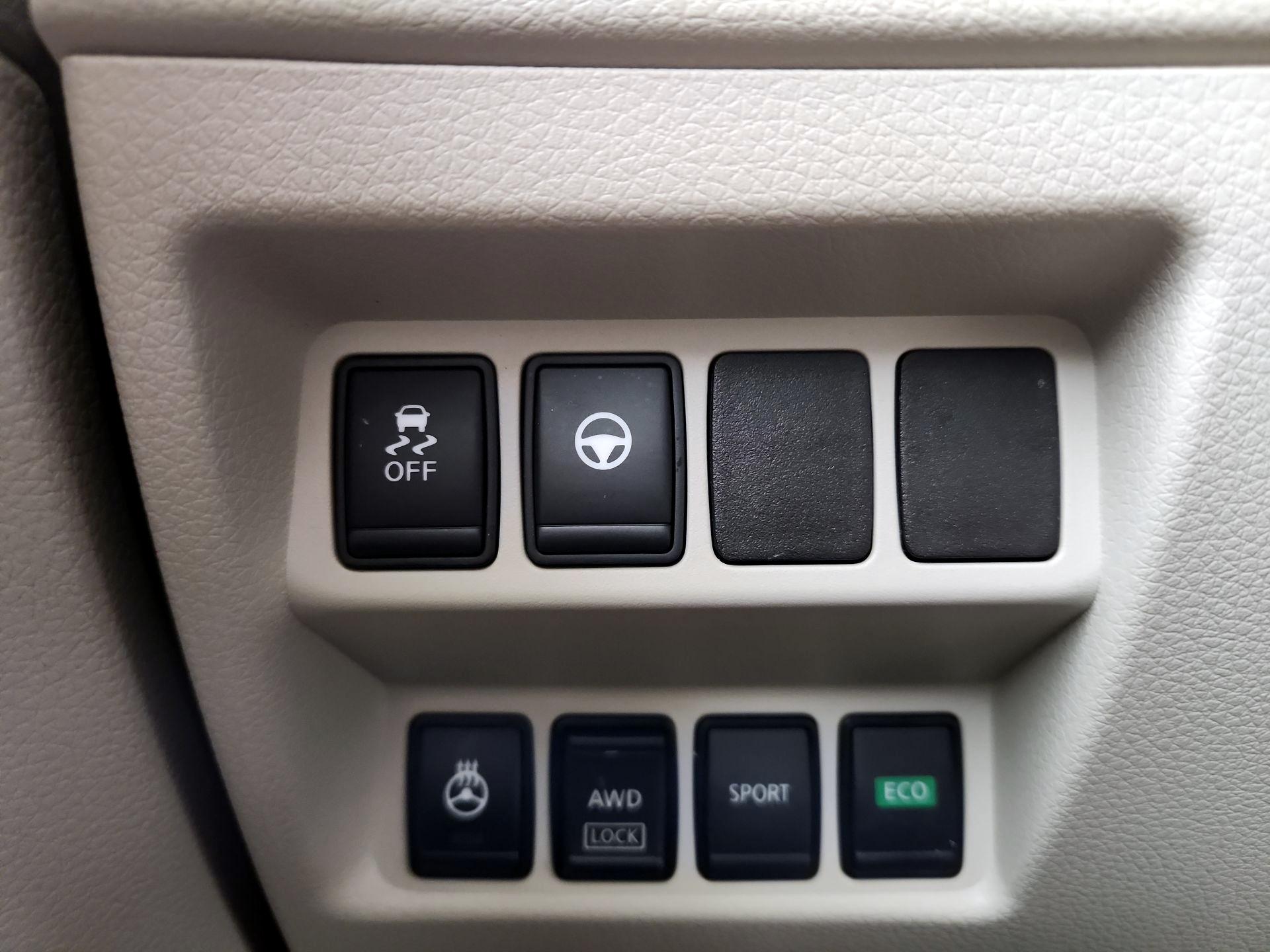 Thumbnail: 2022 Nissan Rogue Sport - 13