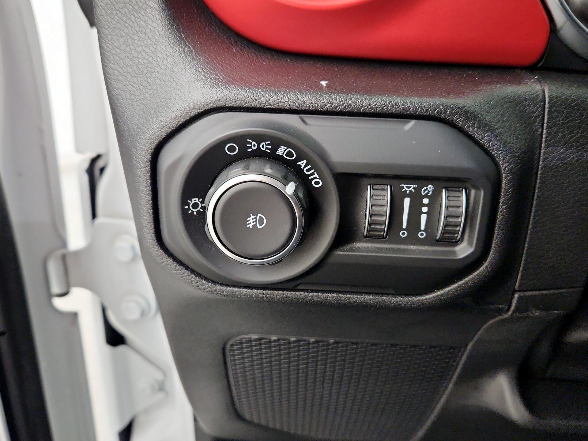 Thumbnail: 2021 Jeep Wrangler - 13