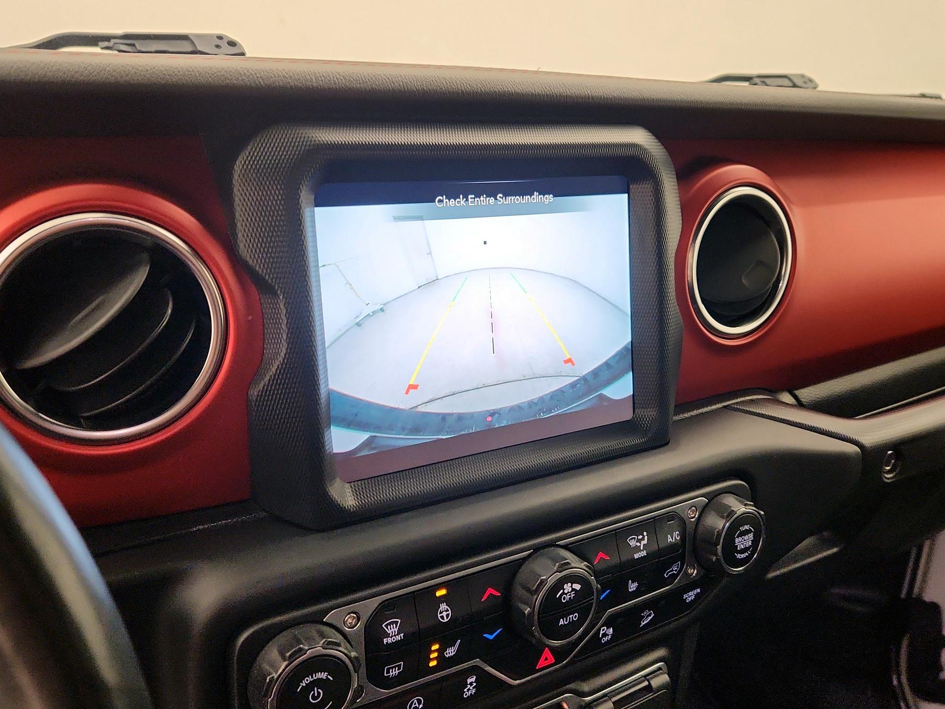 Thumbnail: 2021 Jeep Wrangler - 15