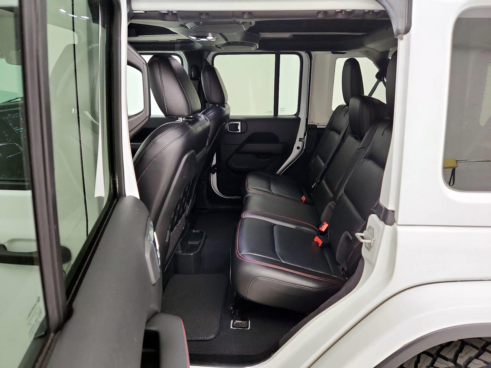 Thumbnail: 2021 Jeep Wrangler - 20