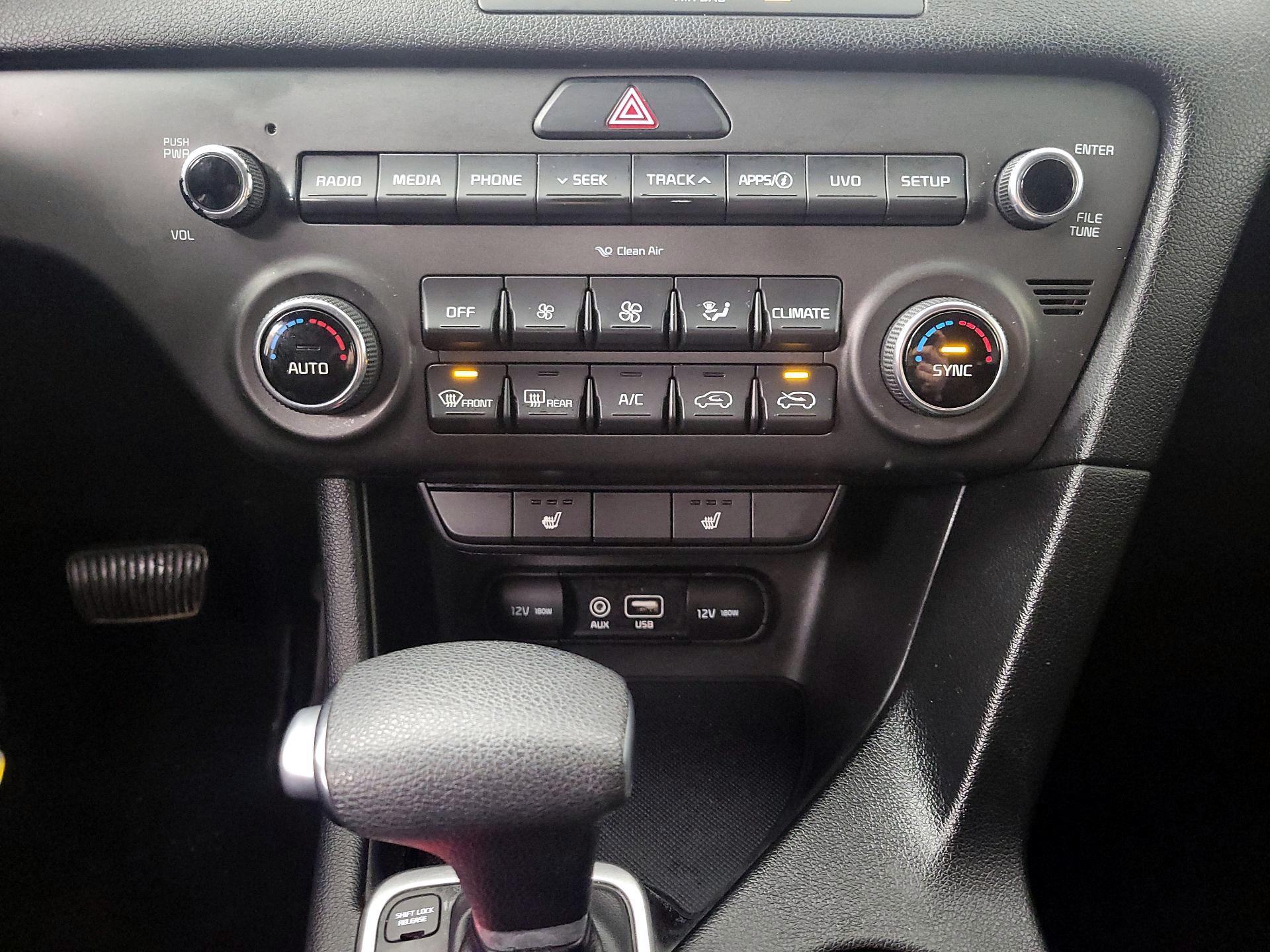 Thumbnail: 2018 Kia Sportage - 16