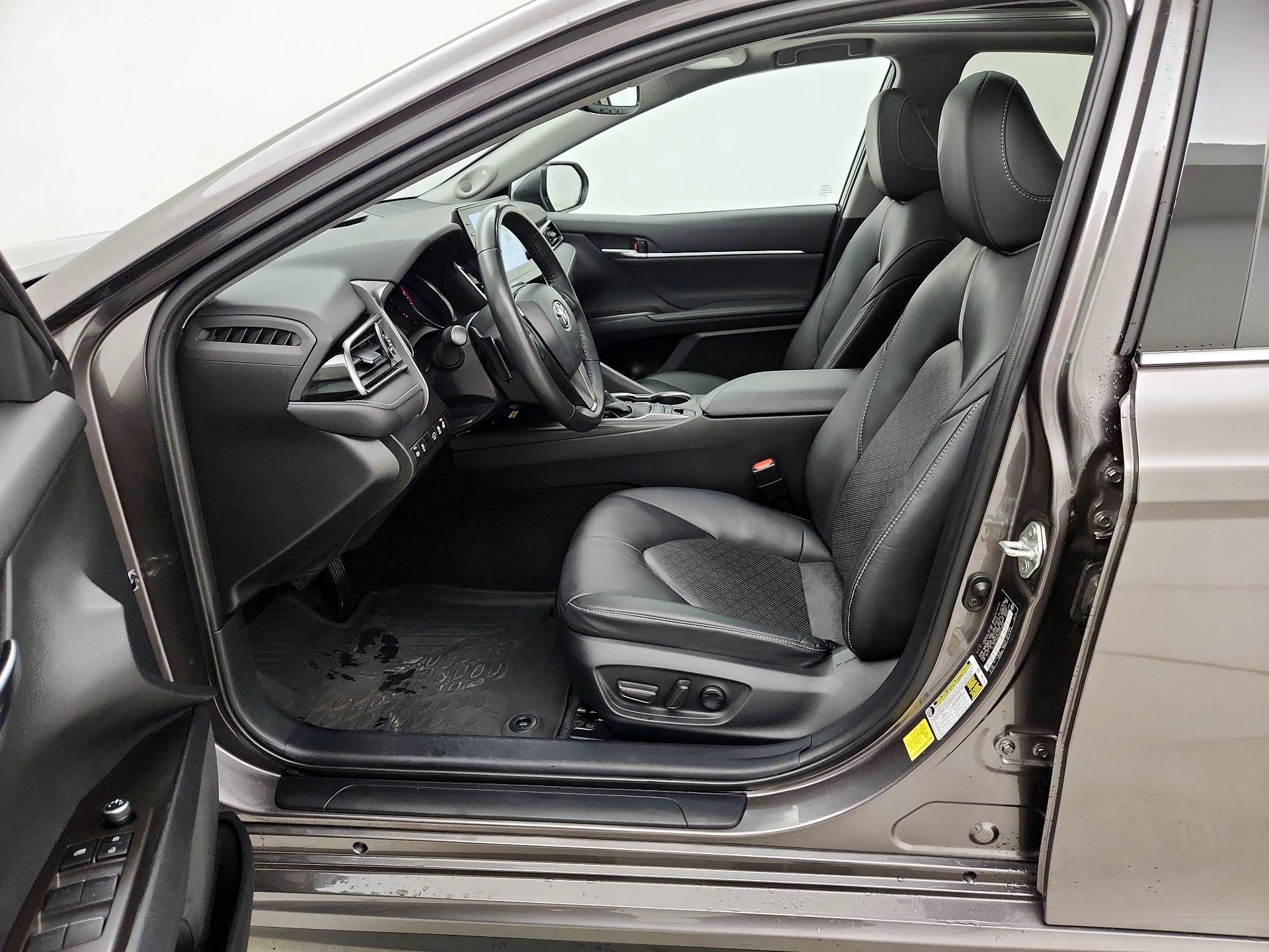 Thumbnail: 2023 Toyota Camry - 11