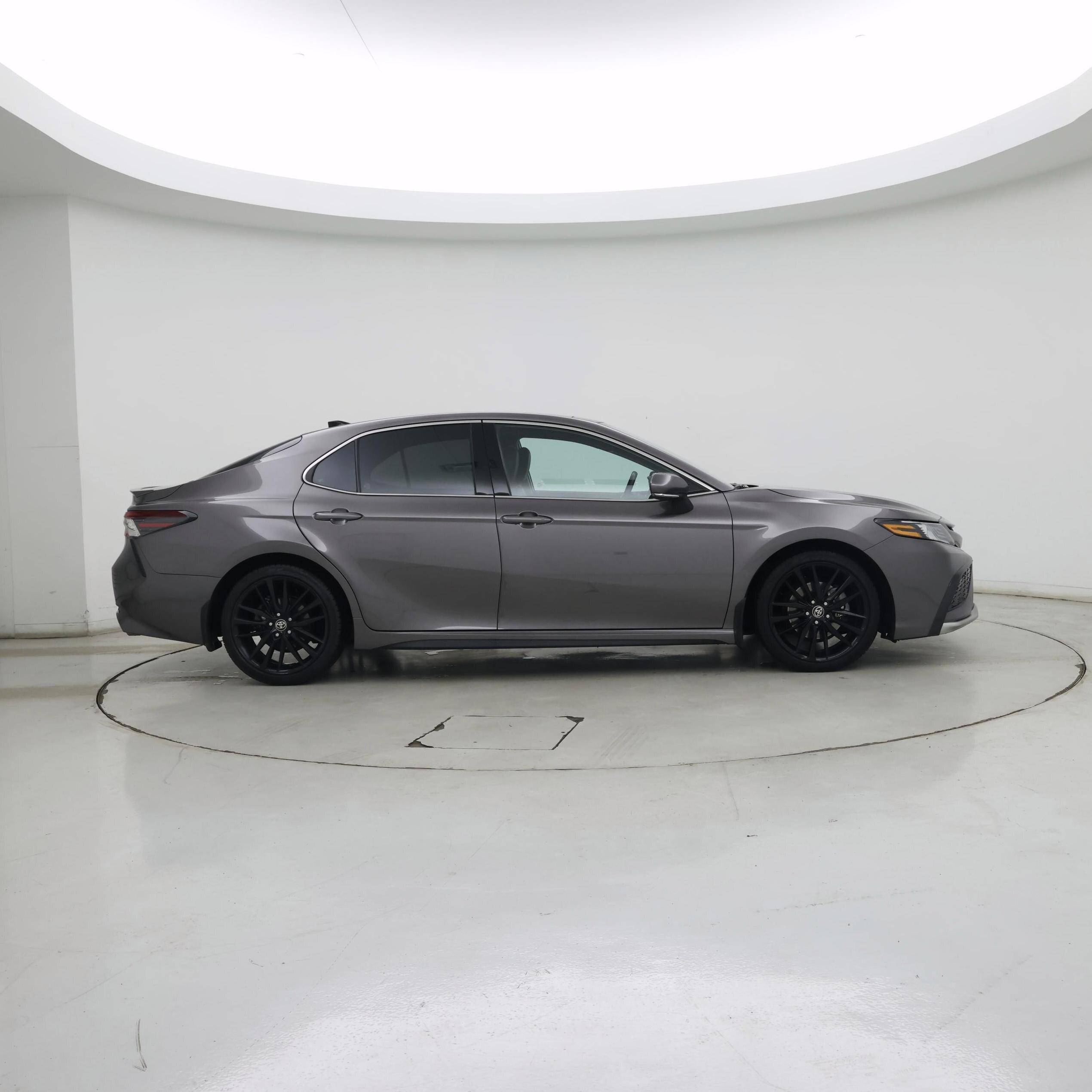 Thumbnail: 2023 Toyota Camry - 7