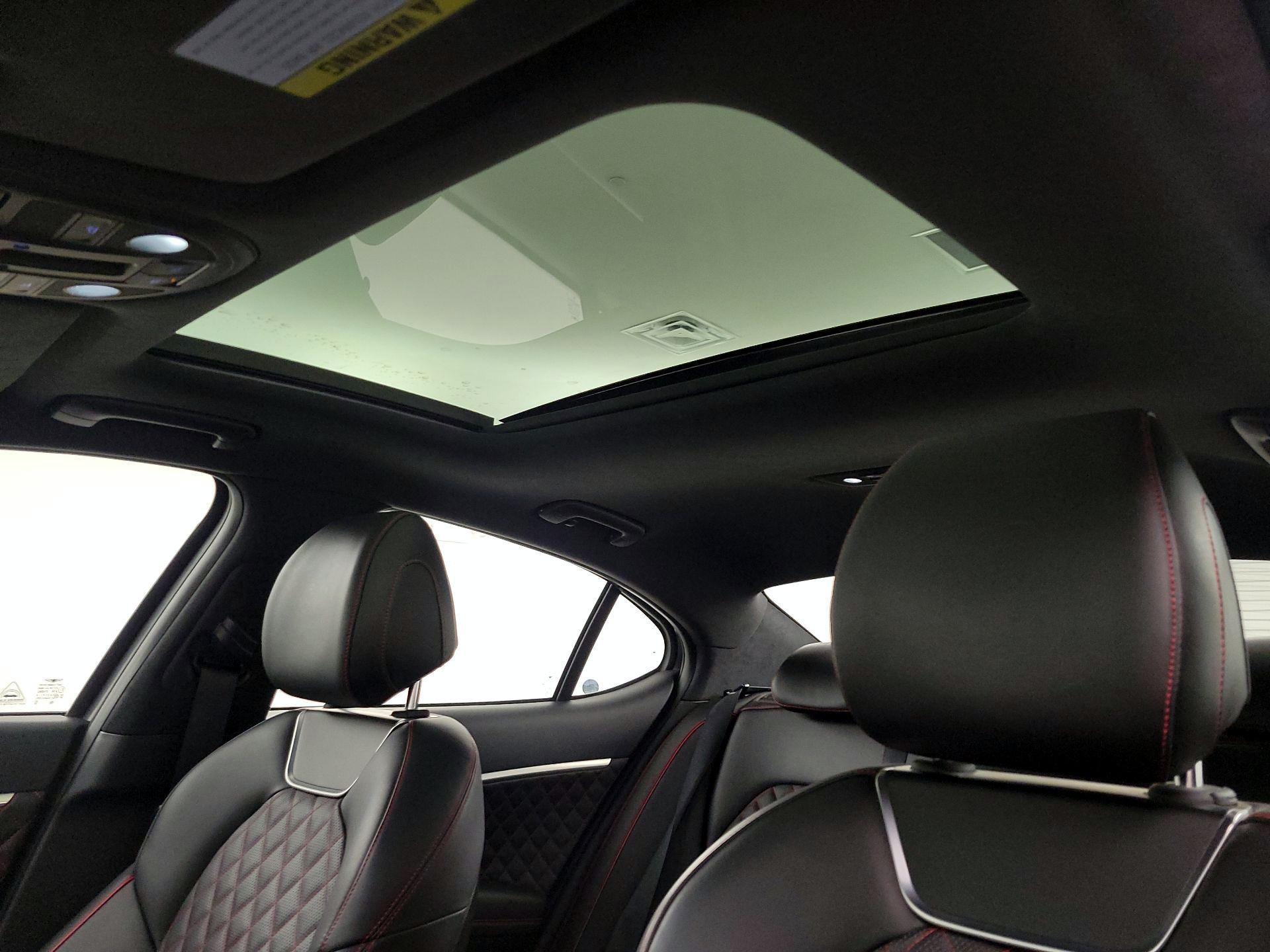 Thumbnail: 2019 Genesis G70 - 20