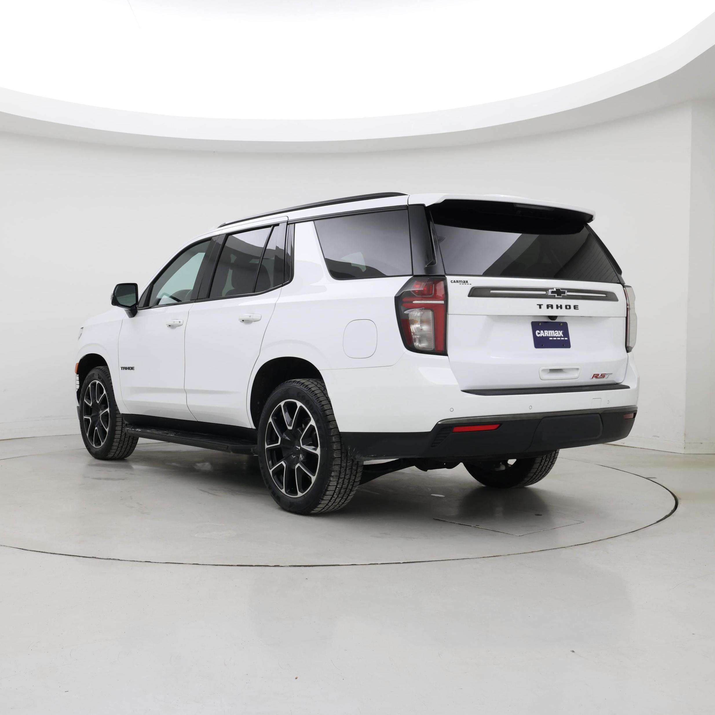 Thumbnail: 2022 Chevrolet Tahoe - 2