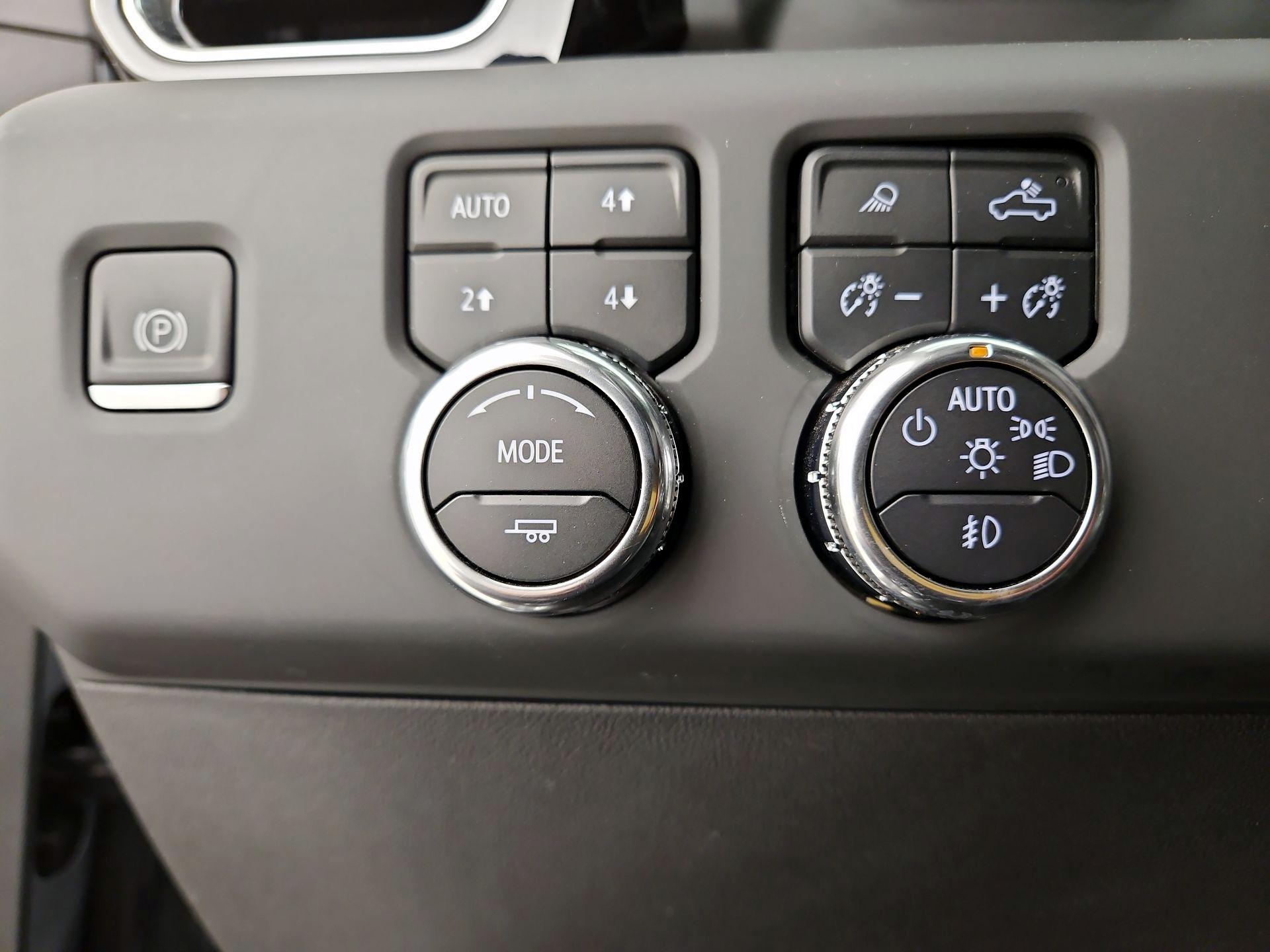 Thumbnail: 2024 GMC Sierra 1500 - 13