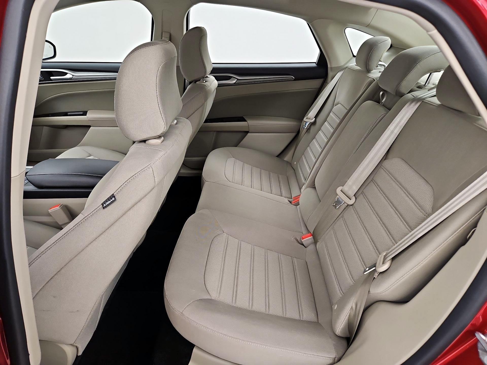 Thumbnail: 2020 Ford Fusion - 20