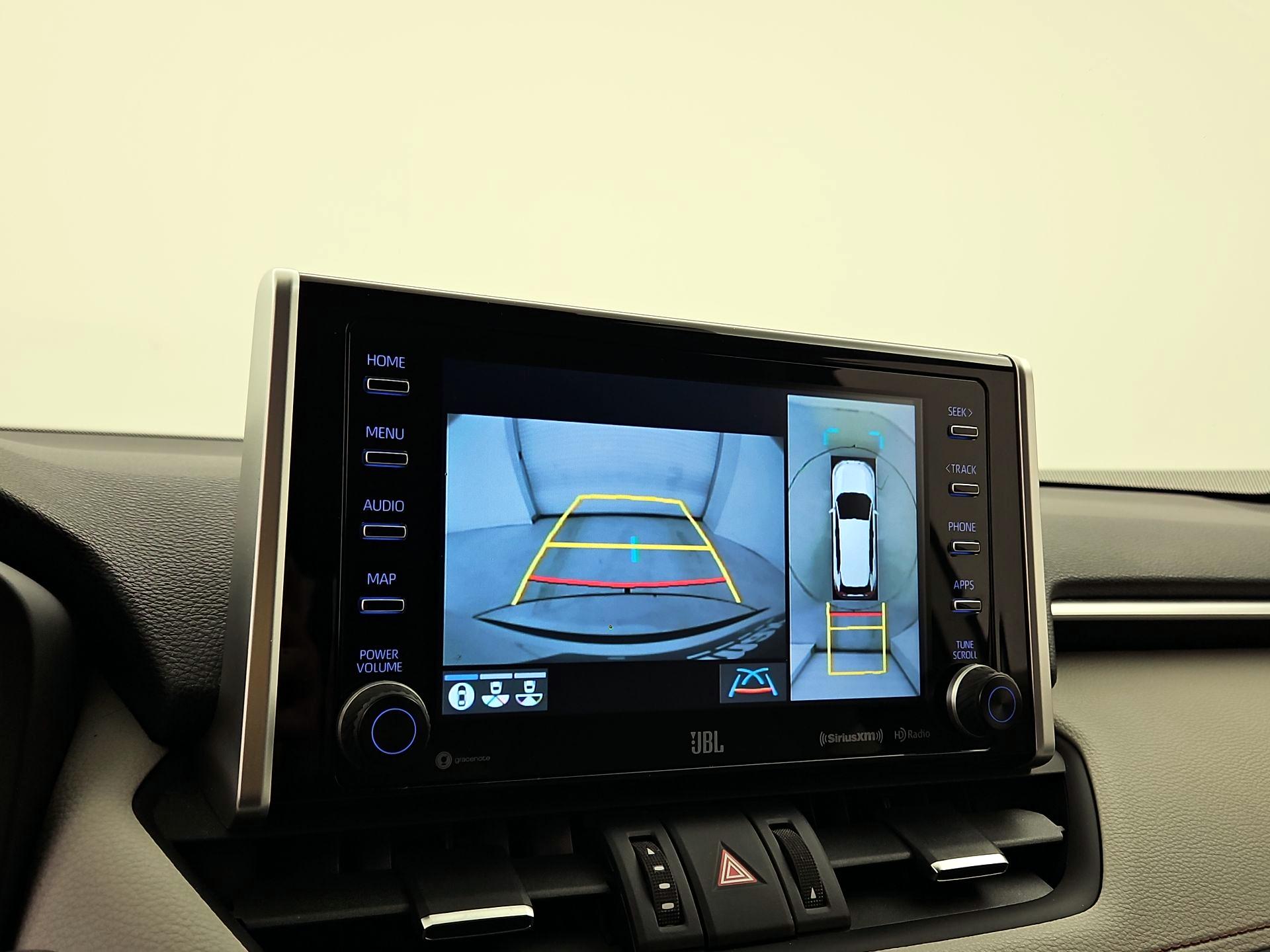 Thumbnail: 2021 Toyota RAV4 - 15