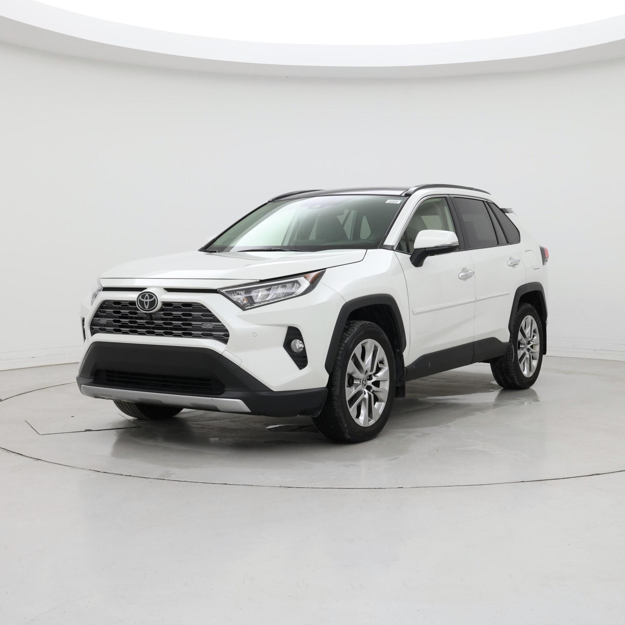 Thumbnail: 2021 Toyota RAV4 - 4