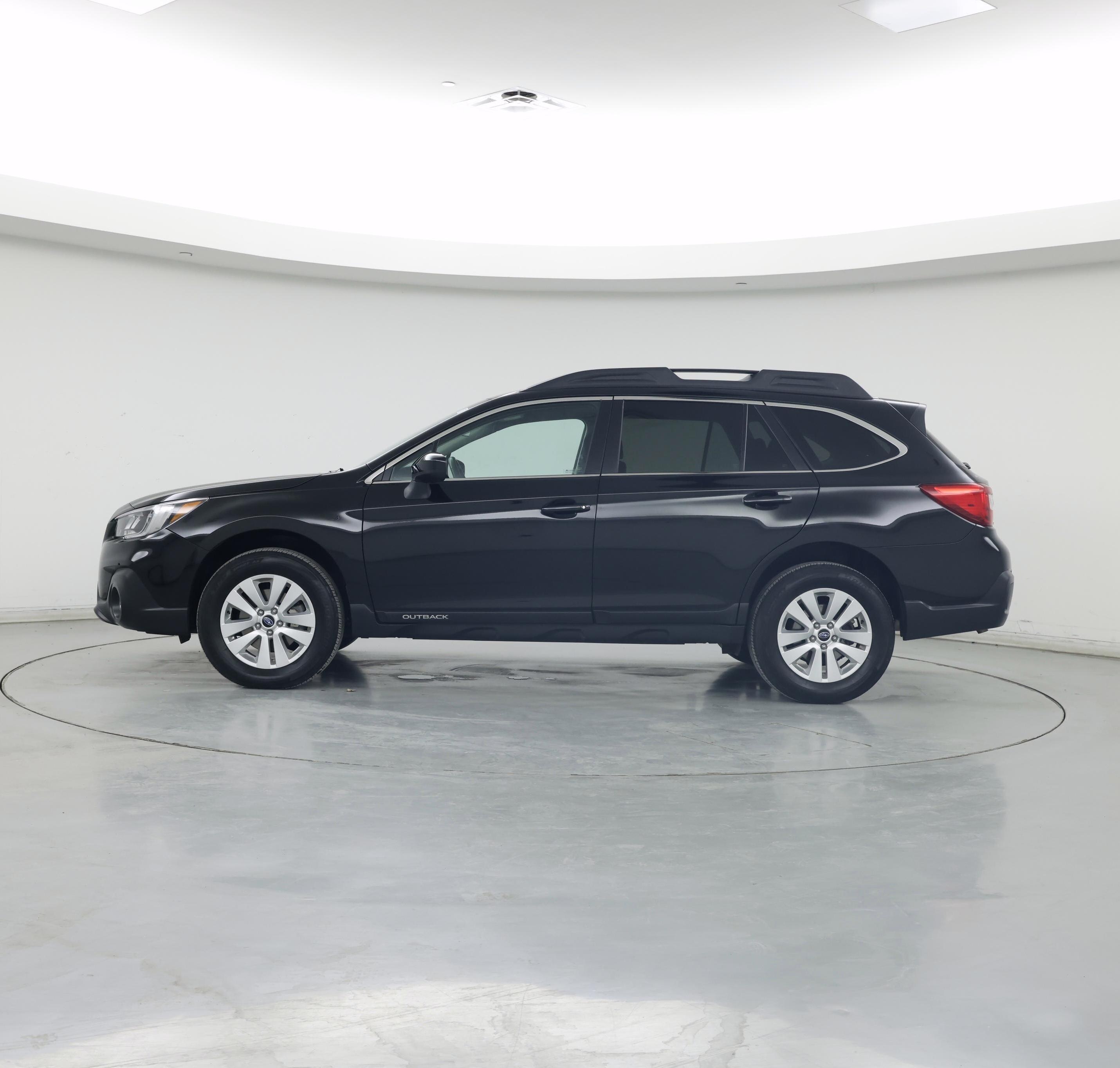 Thumbnail: 2019 Subaru Outback - 3