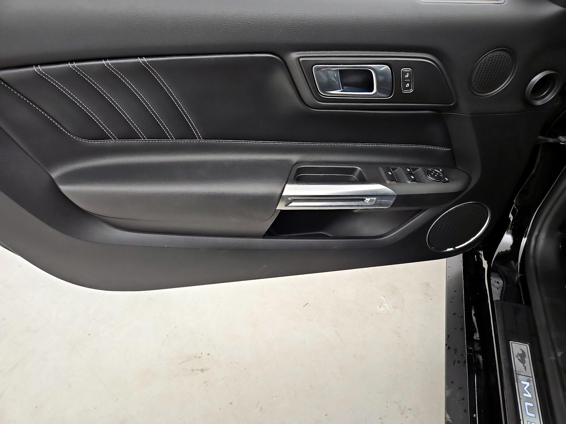 Thumbnail: 2020 Ford Mustang - 12