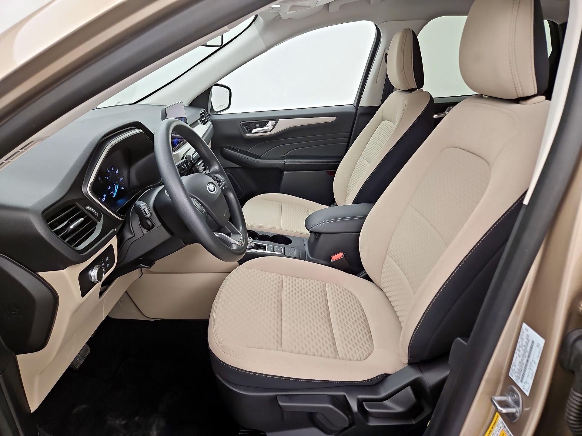 Thumbnail: 2021 Ford Escape - 11