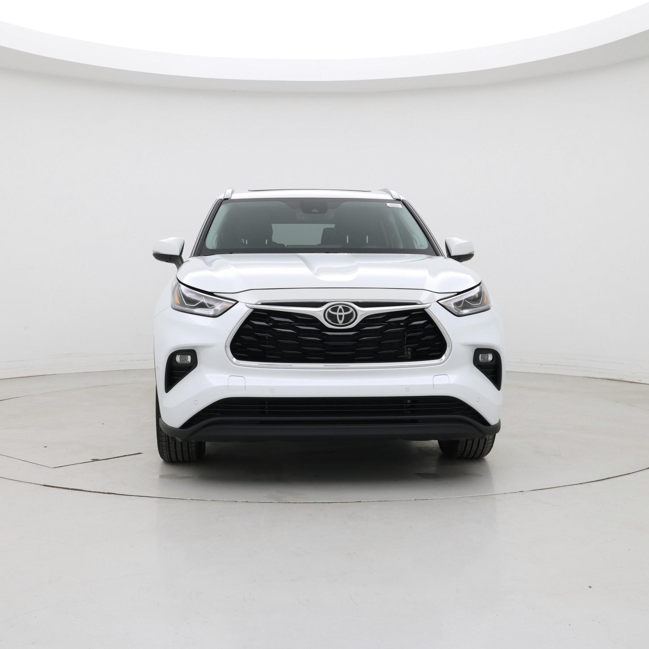Thumbnail: 2023 Toyota Highlander - 5