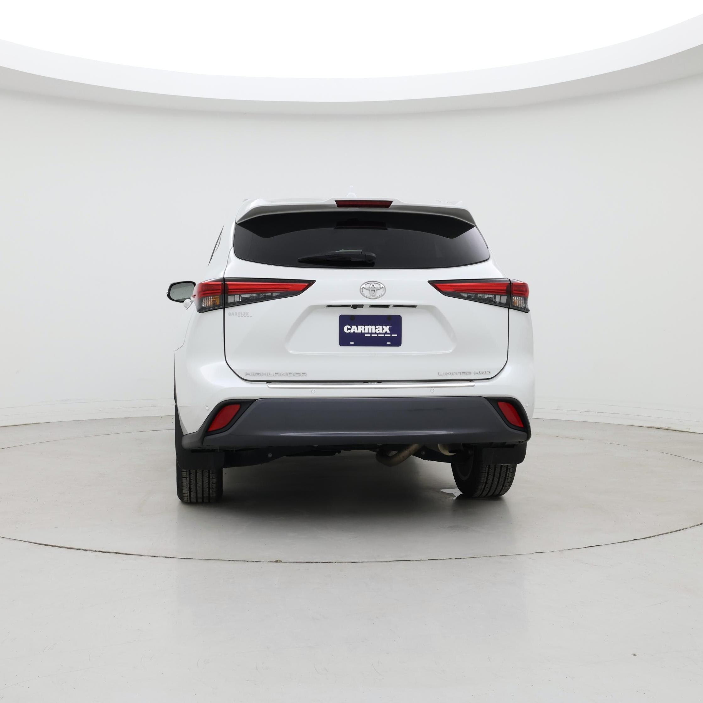 Thumbnail: 2023 Toyota Highlander - 6