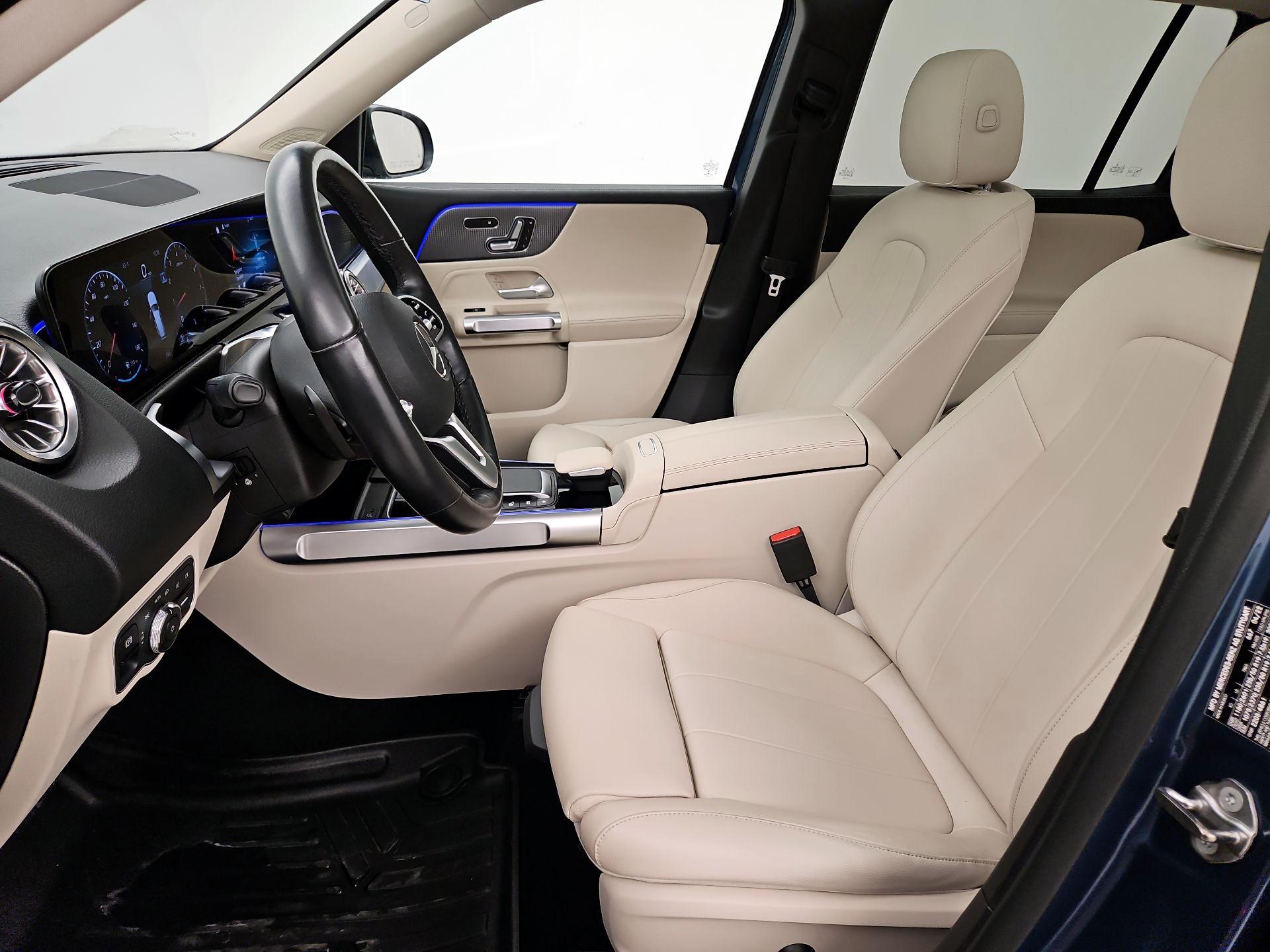 Thumbnail: 2022 Mercedes-Benz GLB - 11