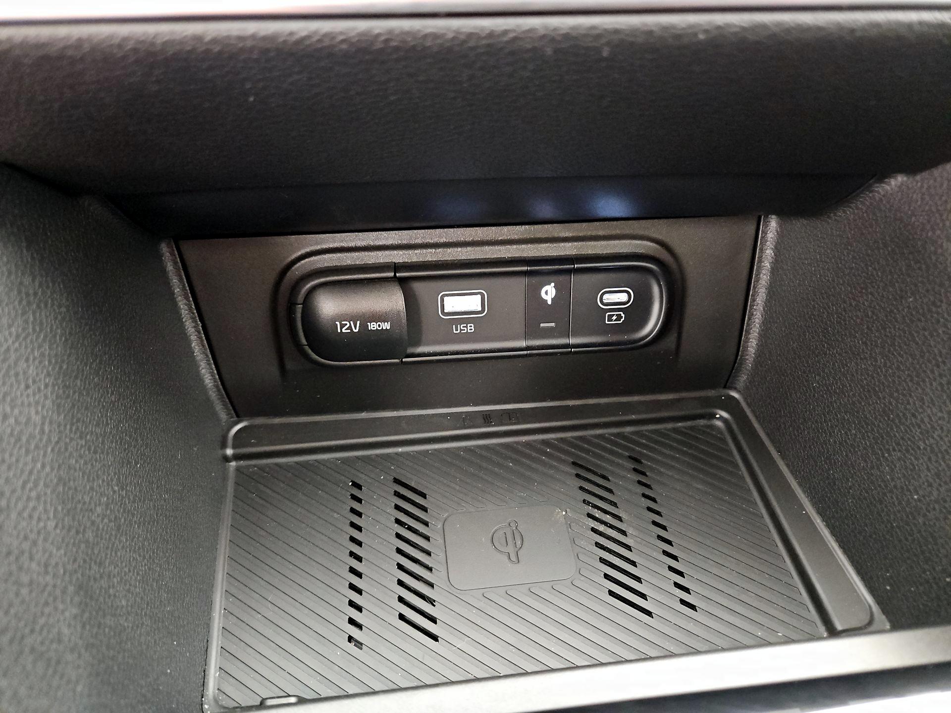 Thumbnail: 2023 Kia Sportage - 19