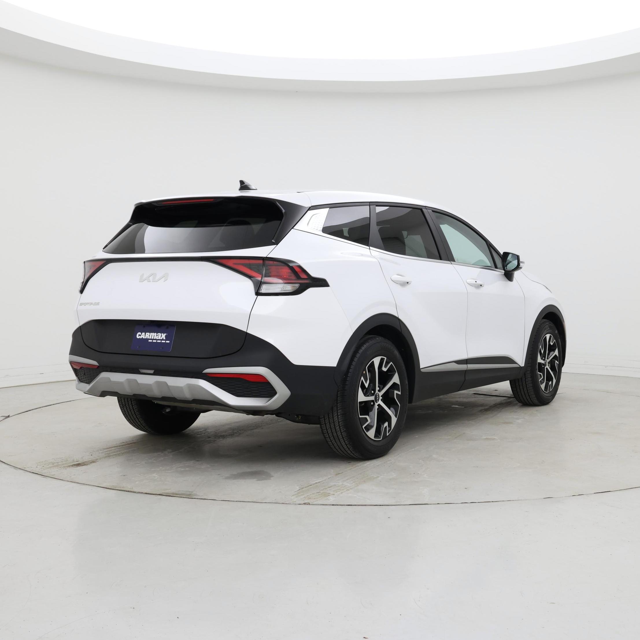 Thumbnail: 2023 Kia Sportage - 8