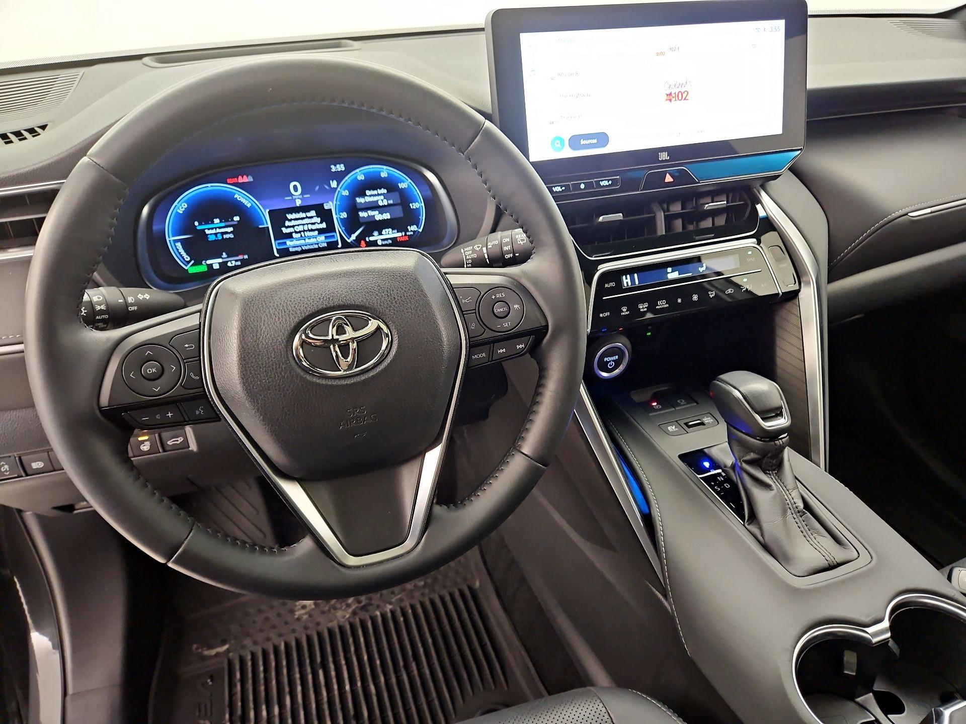 Thumbnail: 2023 Toyota Venza - 9