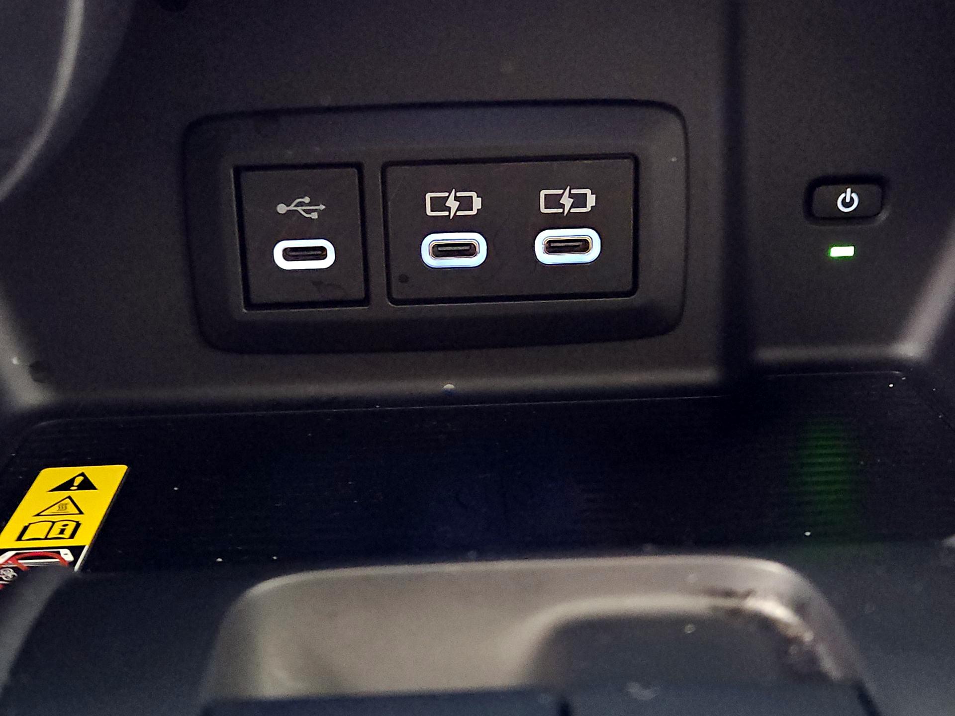 Thumbnail: 2023 Toyota Venza - 18