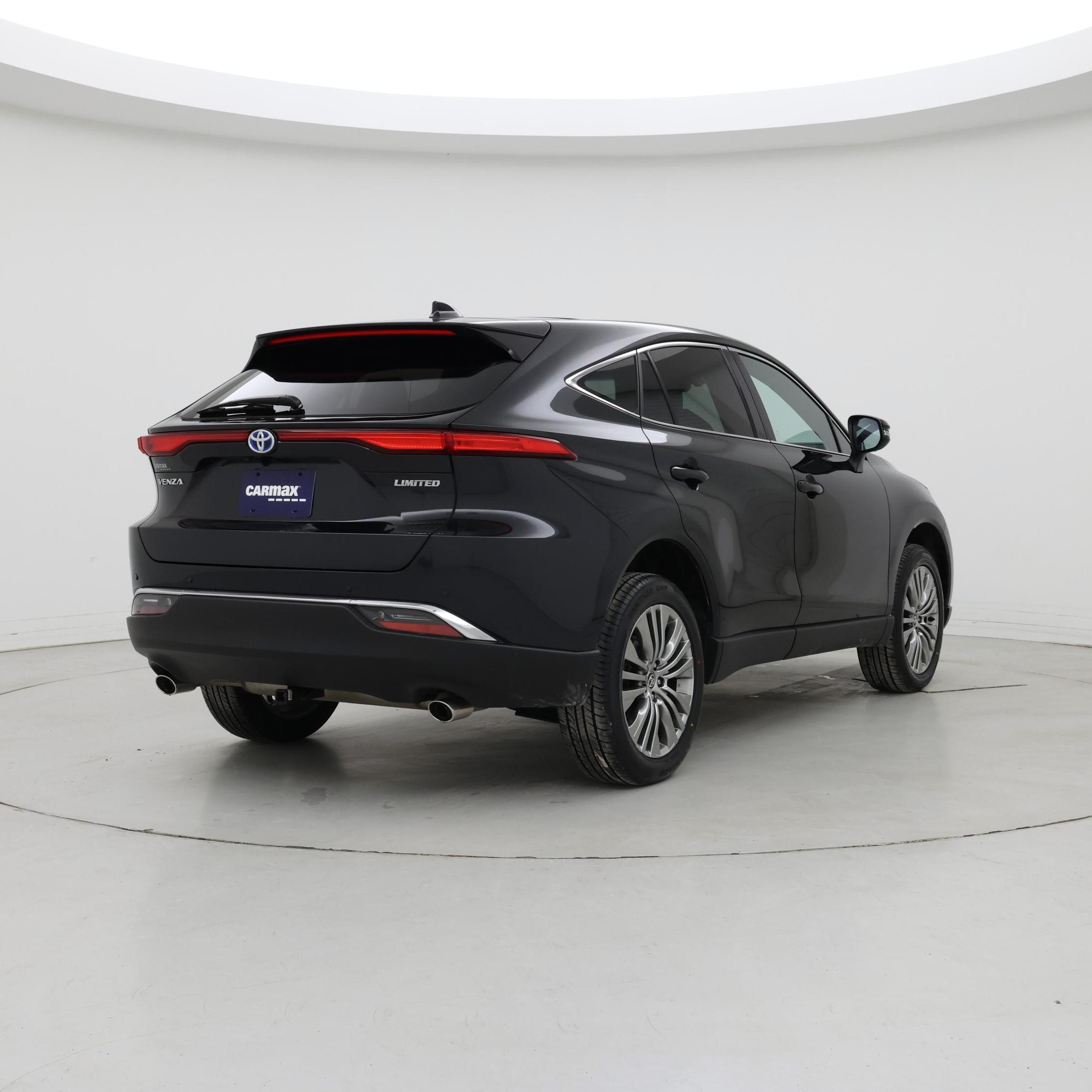 Thumbnail: 2023 Toyota Venza - 8