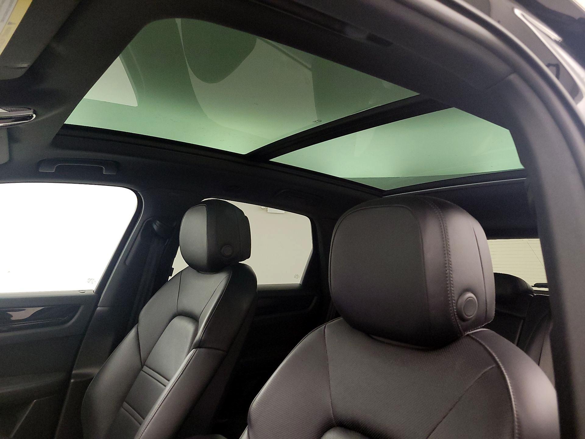 Thumbnail: 2019 Porsche Cayenne - 20