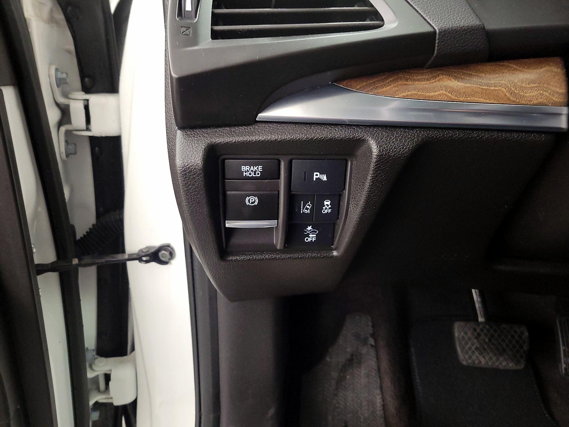 Thumbnail: 2019 Acura MDX - 13