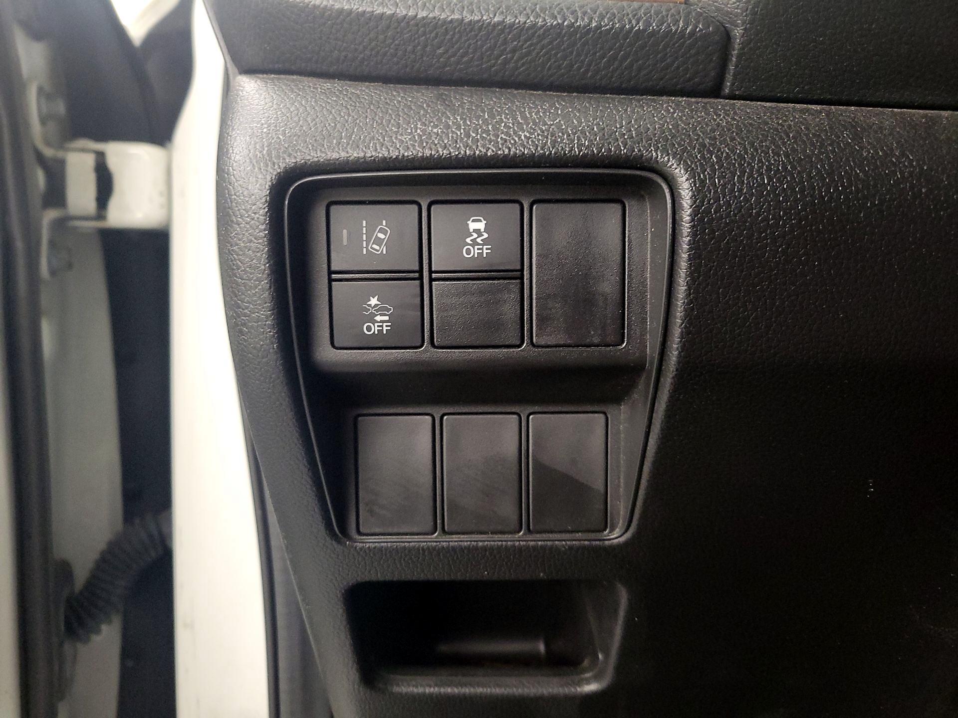 Thumbnail: 2018 Honda CR-V - 13