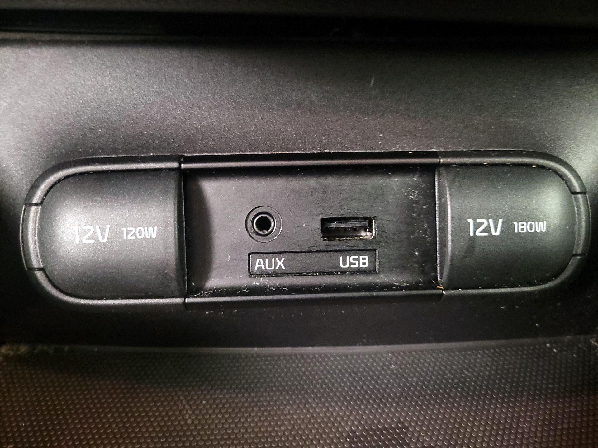 Thumbnail: 2015 Kia Soul - 17