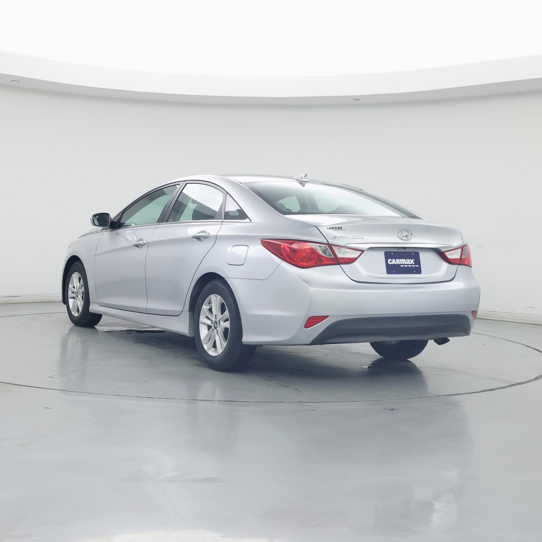 Thumbnail: 2014 Hyundai Sonata - 2