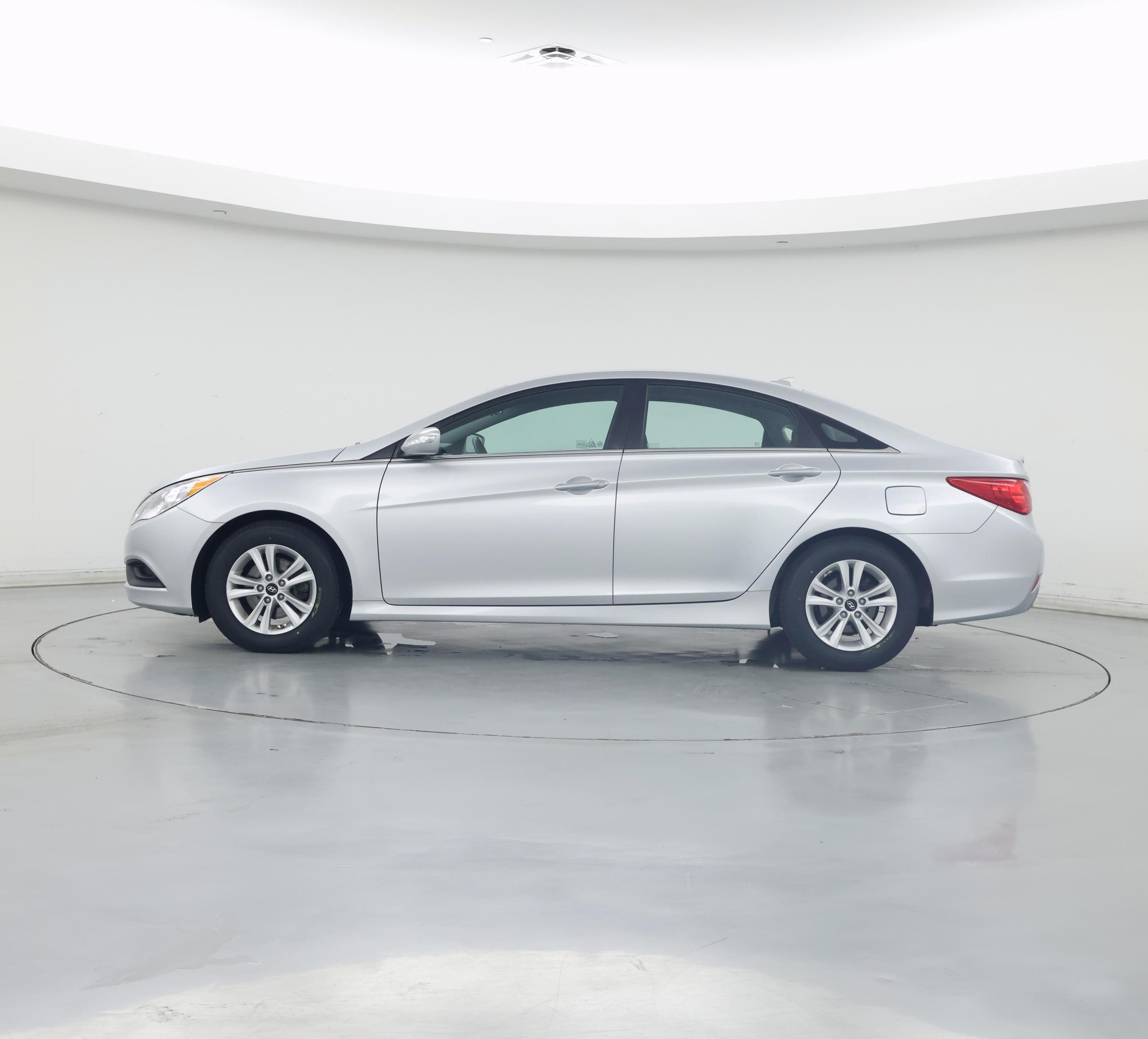 Thumbnail: 2014 Hyundai Sonata - 3