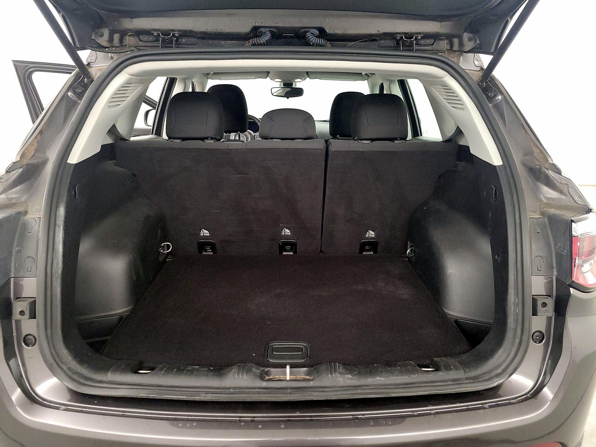 Thumbnail: 2018 Jeep Compass - 20