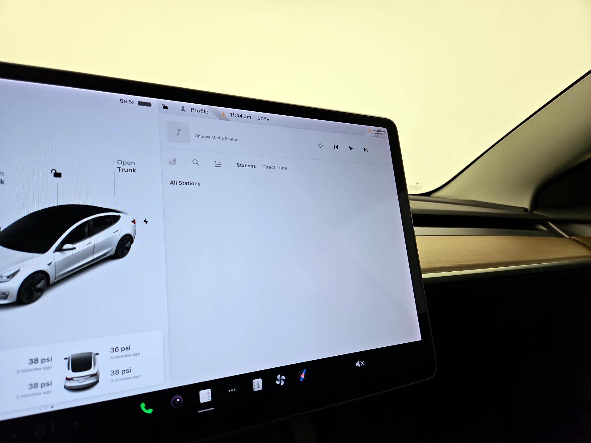 Thumbnail: 2021 Tesla Model 3 - 15