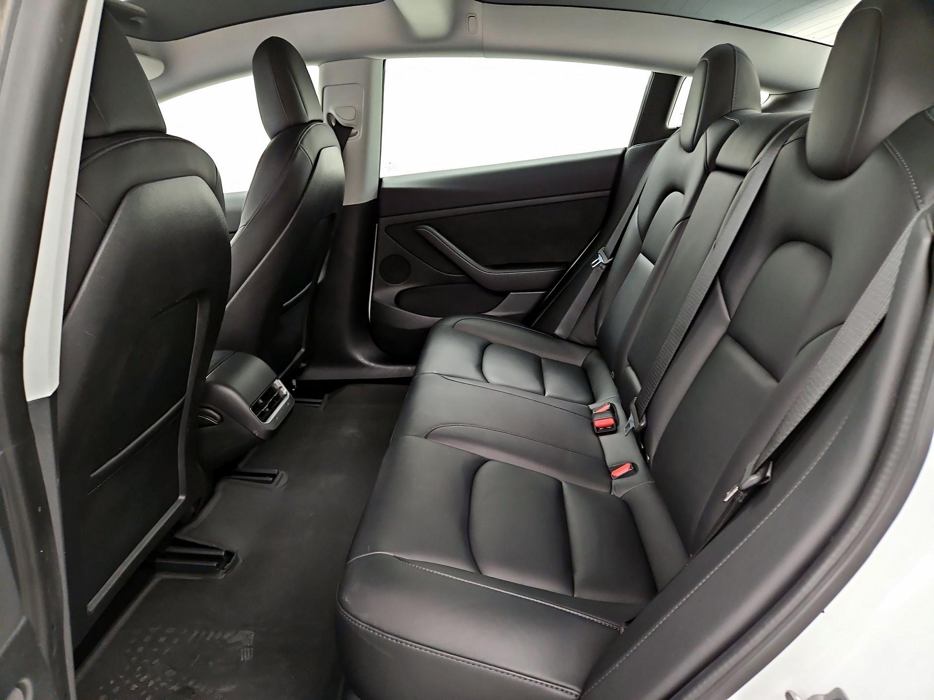 Thumbnail: 2021 Tesla Model 3 - 18