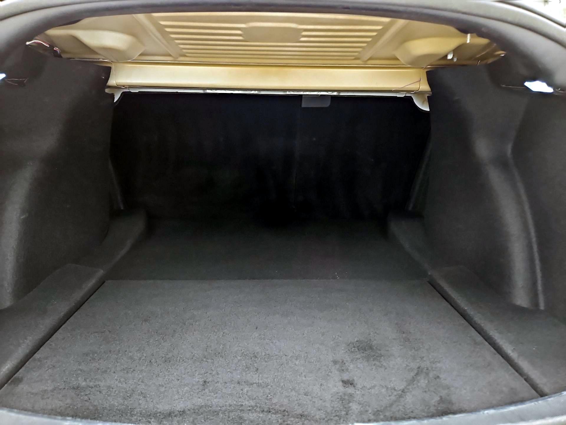 Thumbnail: 2021 Tesla Model 3 - 19