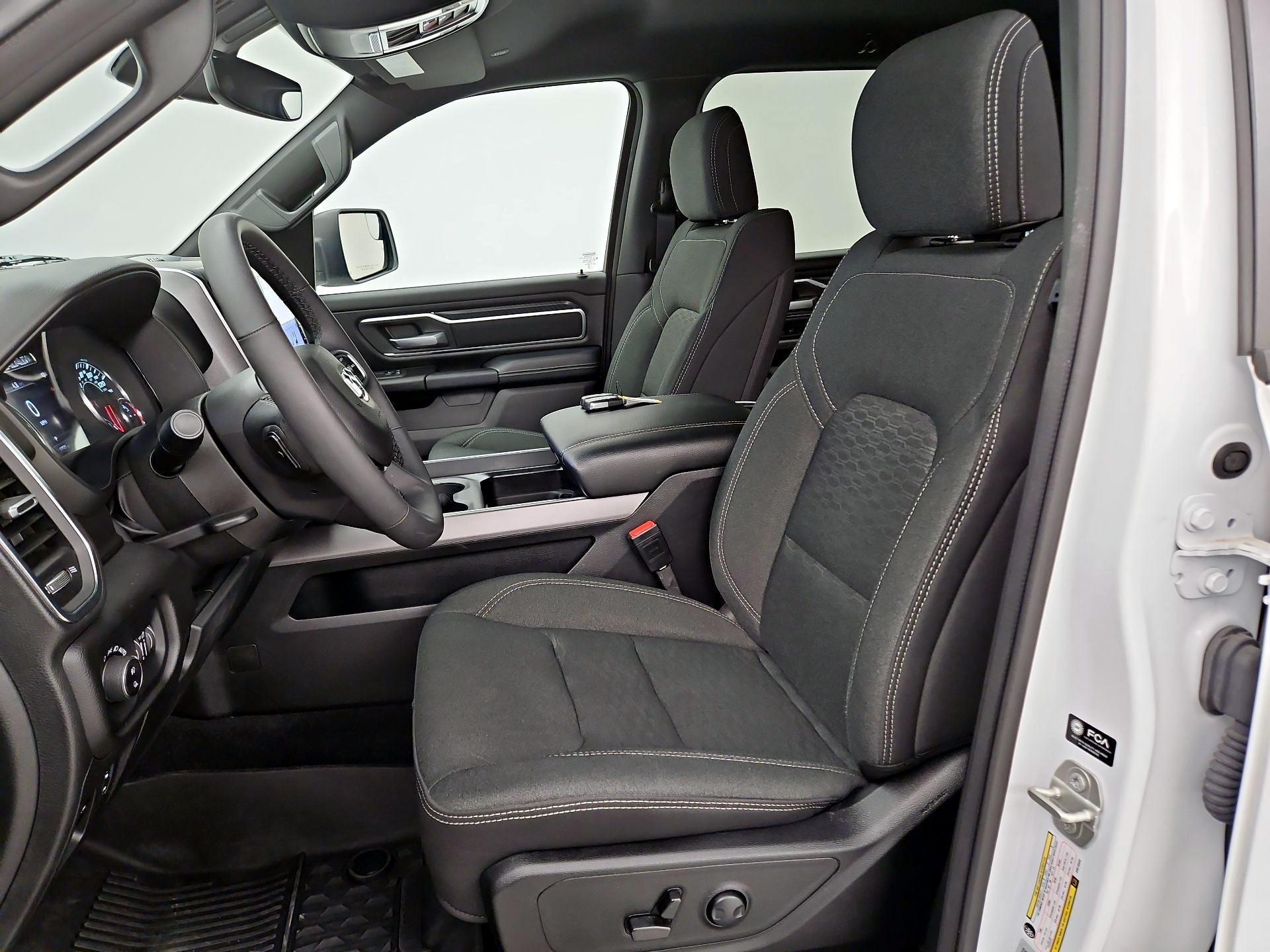 Thumbnail: 2025 RAM 1500 - 11