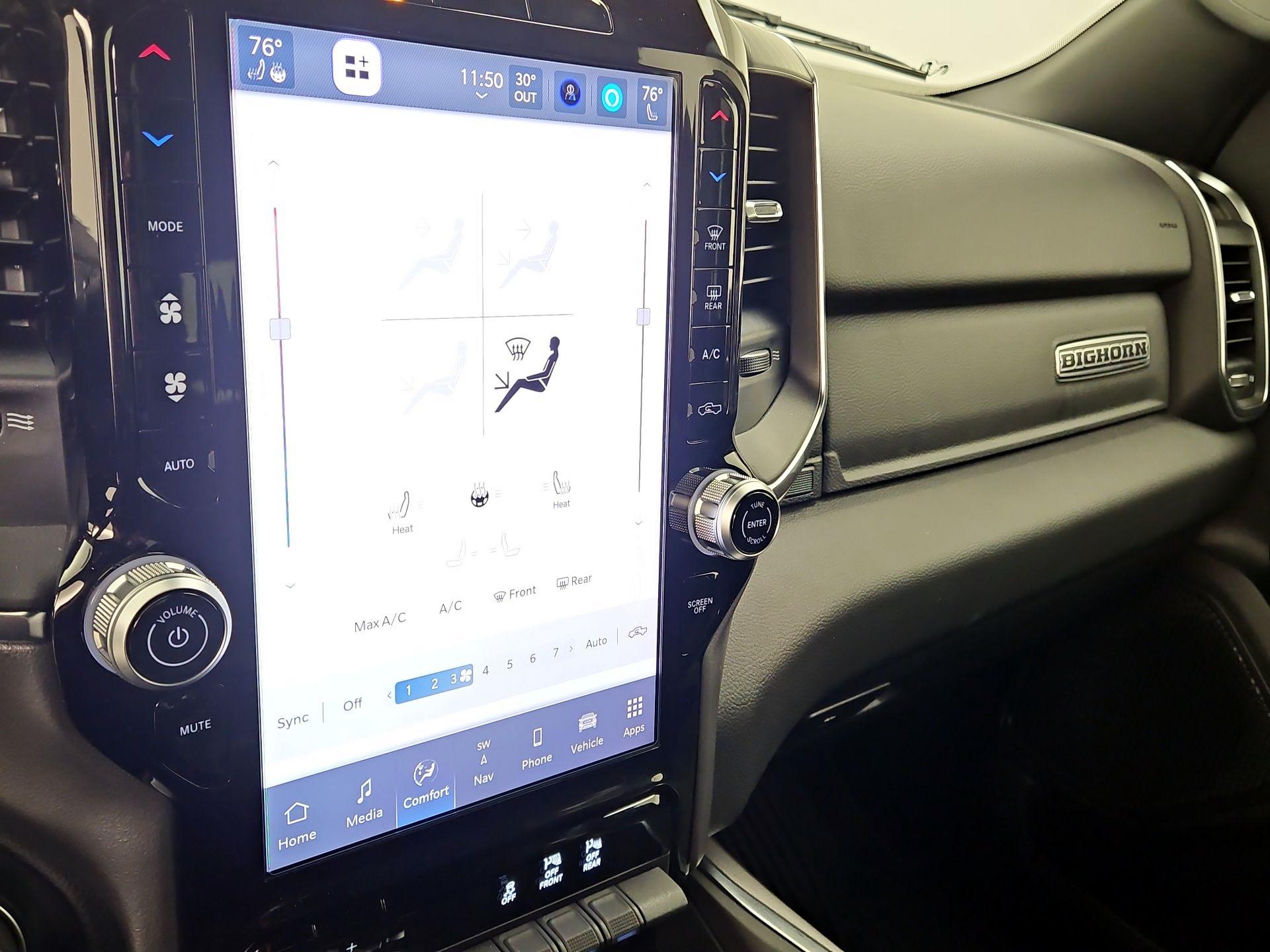 Thumbnail: 2025 RAM 1500 - 17