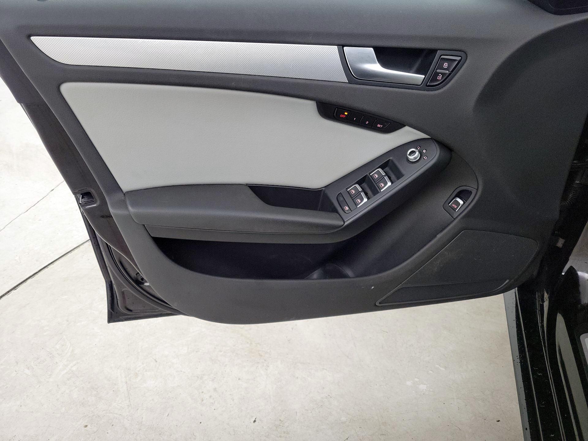 Thumbnail: 2015 Audi A4 - 12