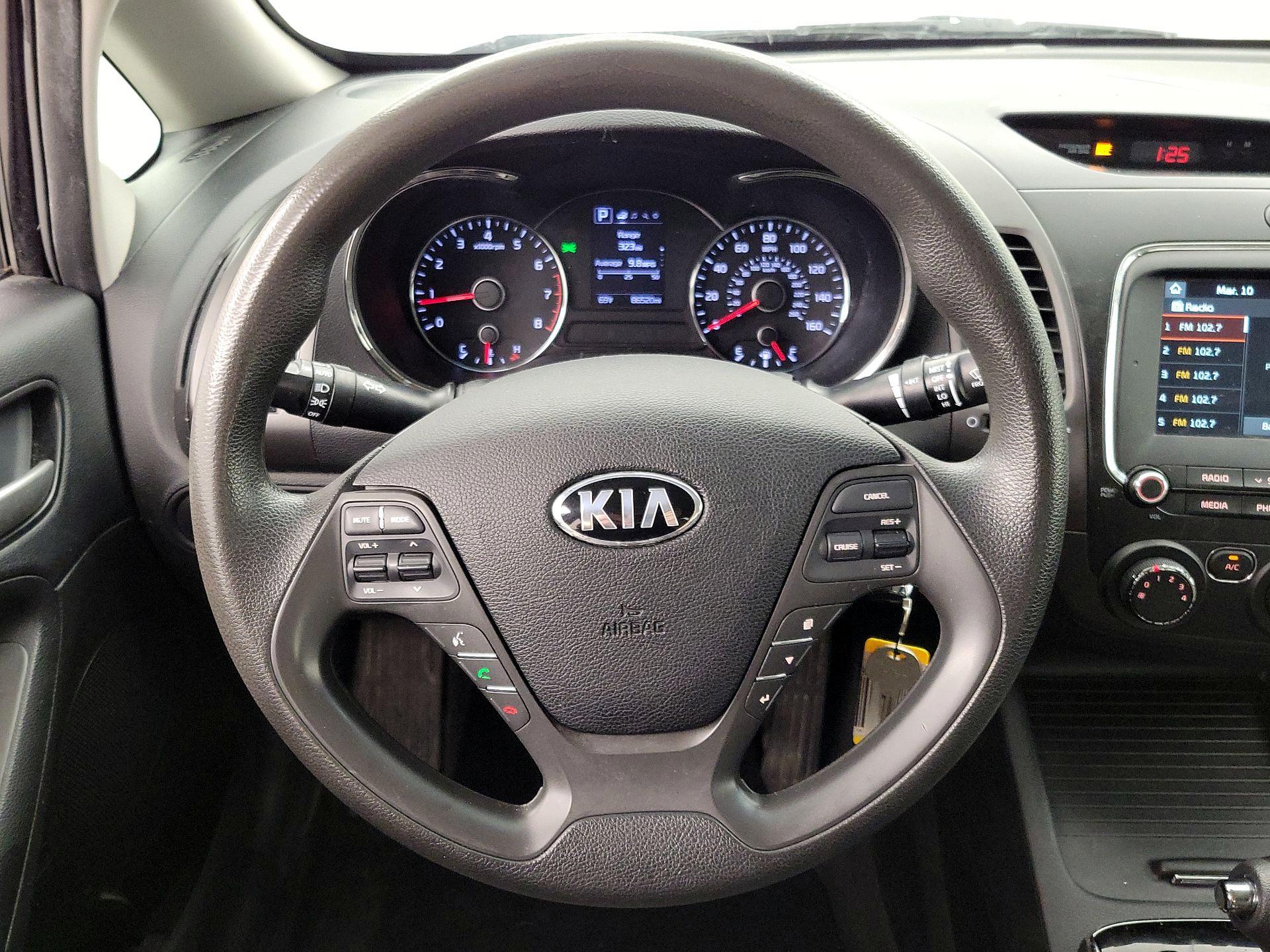 Thumbnail: 2018 Kia Forte - 10