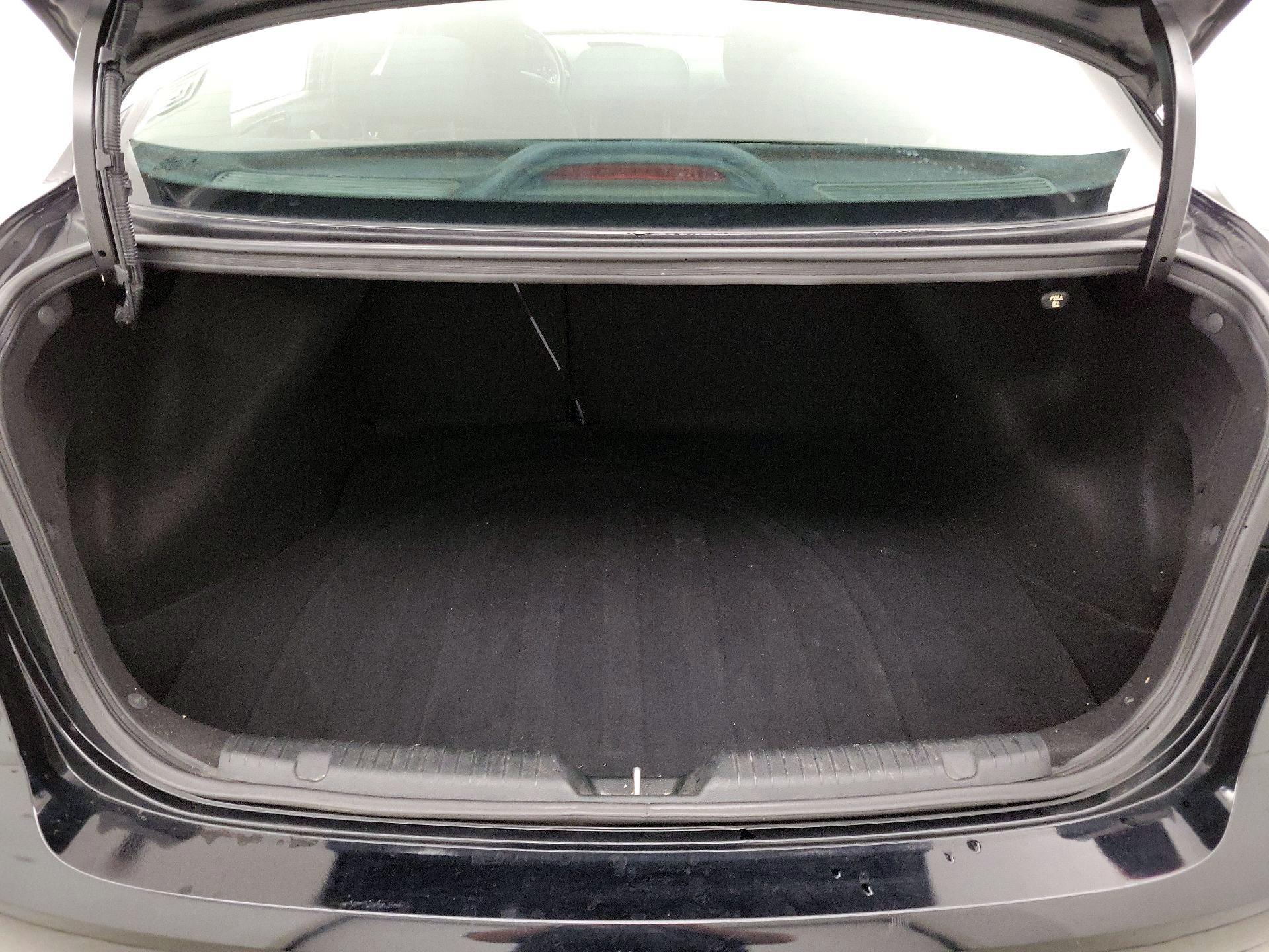 Thumbnail: 2018 Kia Forte - 20