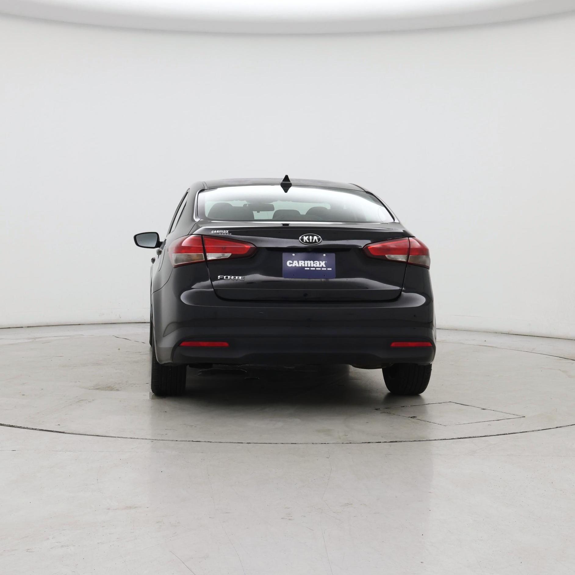 Thumbnail: 2018 Kia Forte - 6