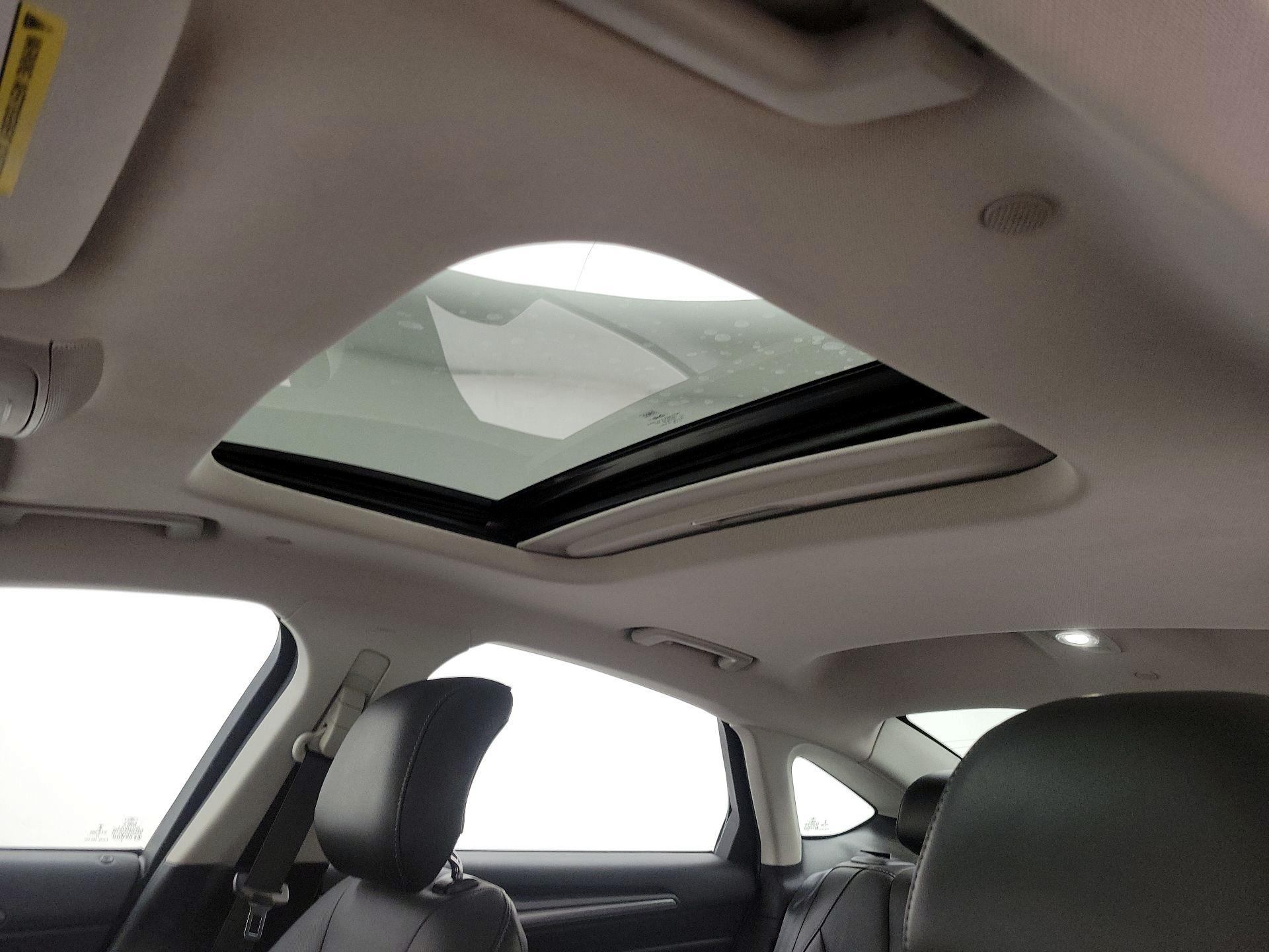 Thumbnail: 2014 Ford Fusion - 19