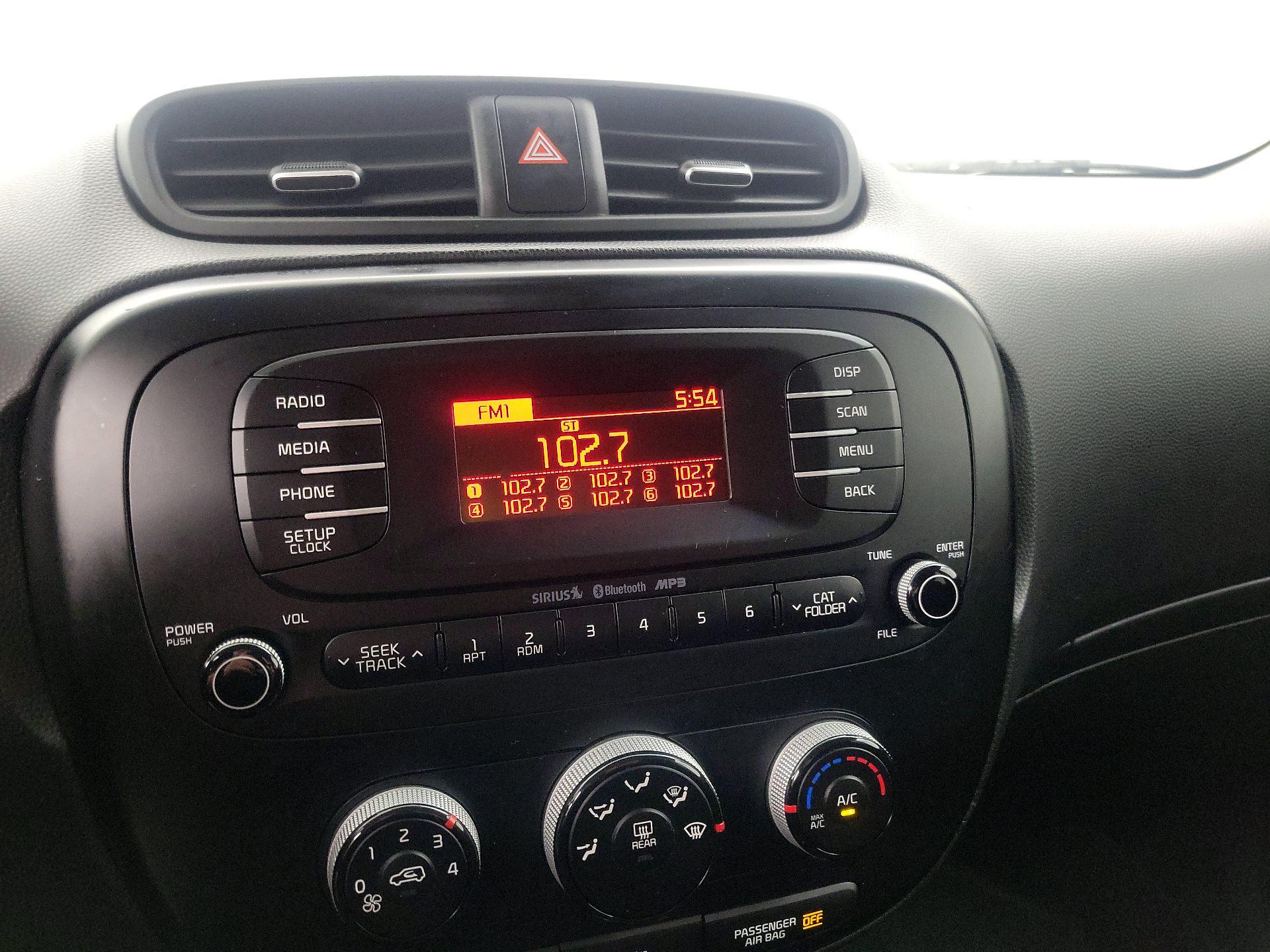 Thumbnail: 2016 Kia Soul - 14