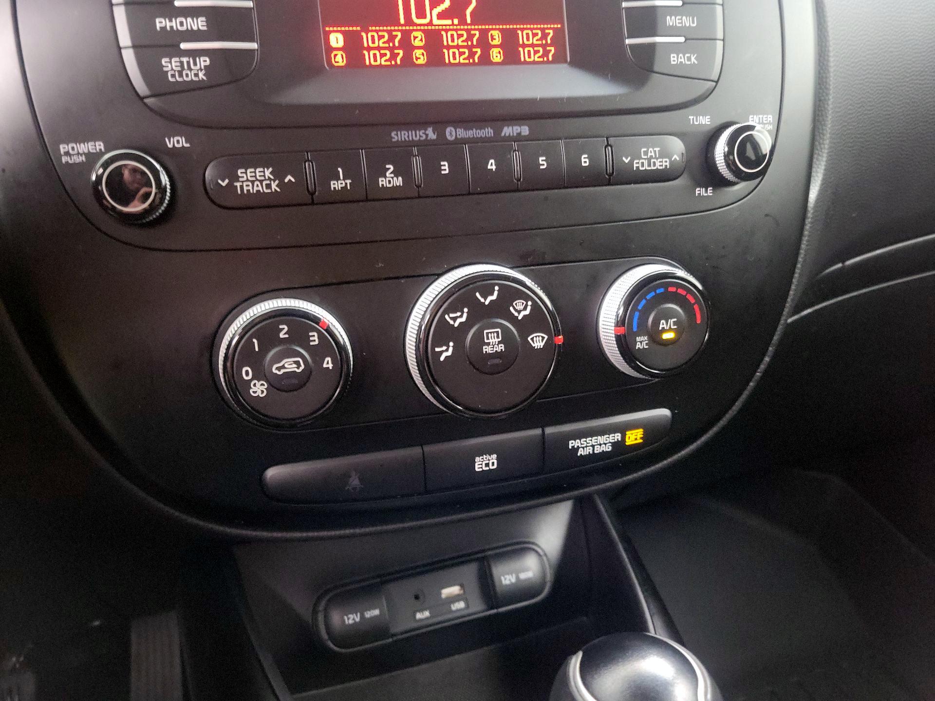 Thumbnail: 2016 Kia Soul - 15