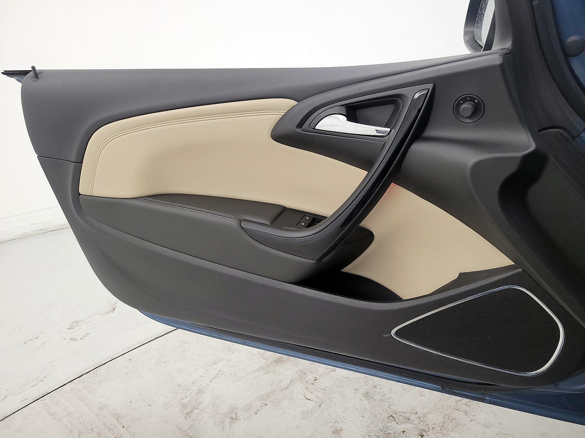 Thumbnail: 2016 Buick Cascada - 12