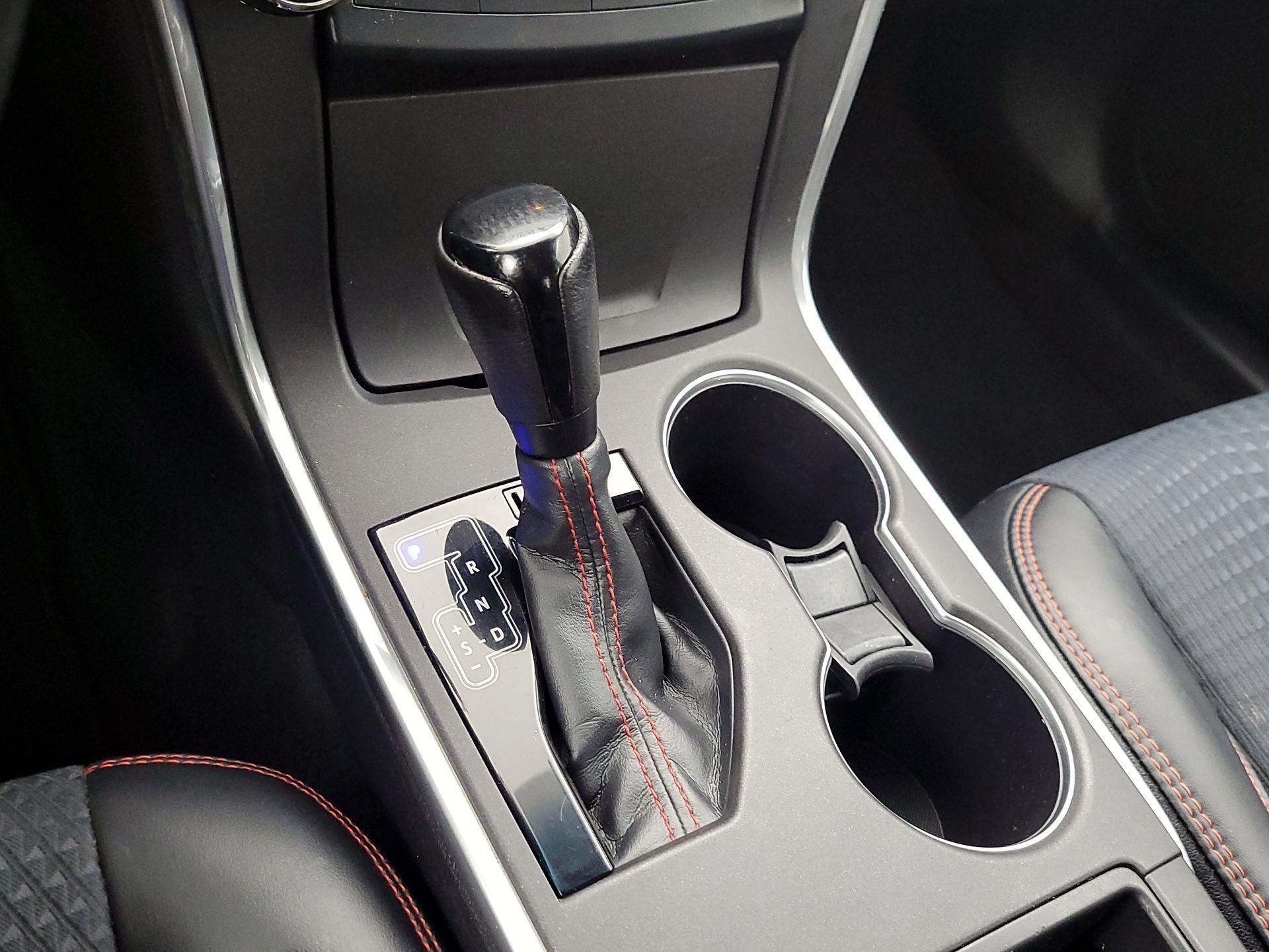 Thumbnail: 2015 Toyota Camry - 17