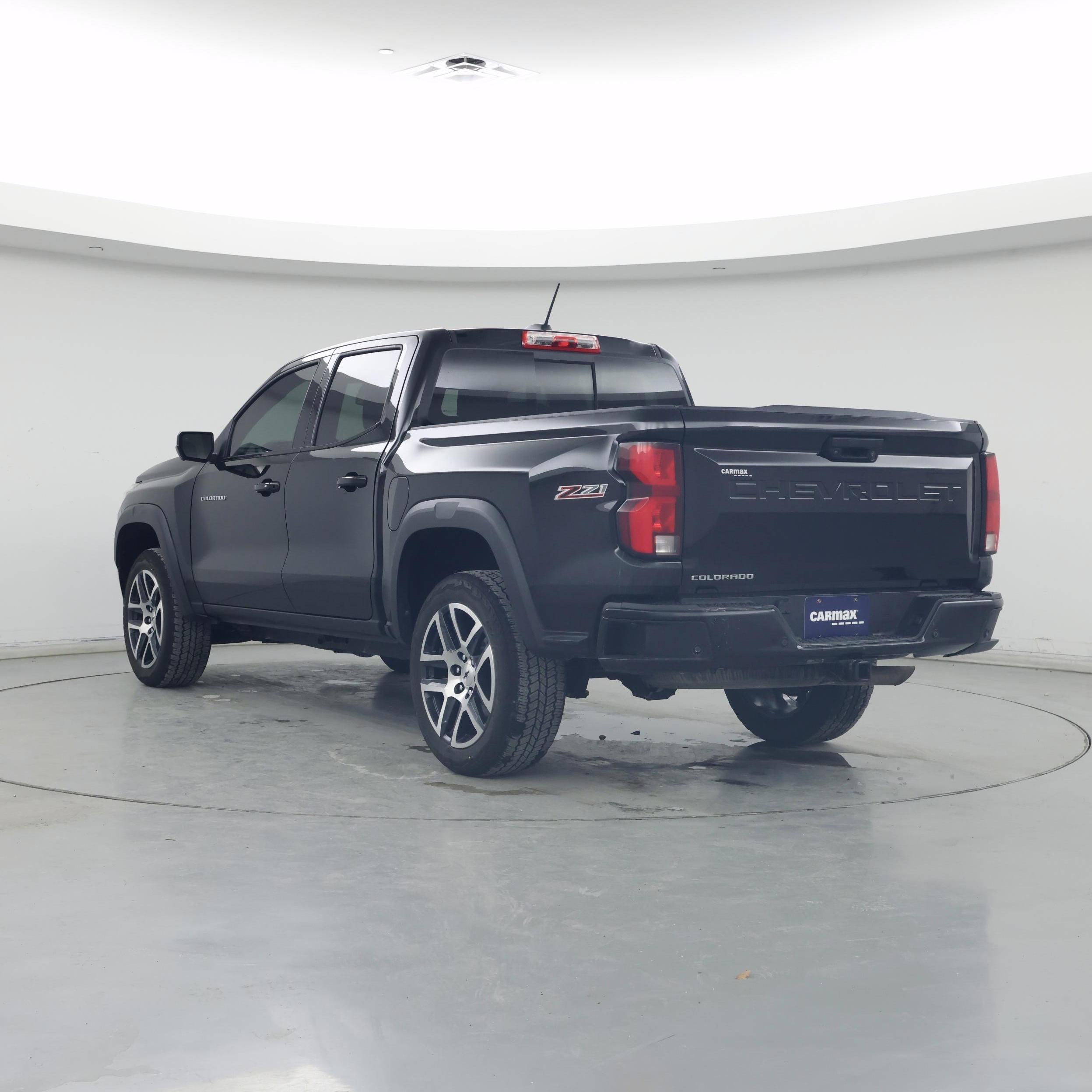 Thumbnail: 2023 Chevrolet Colorado - 2