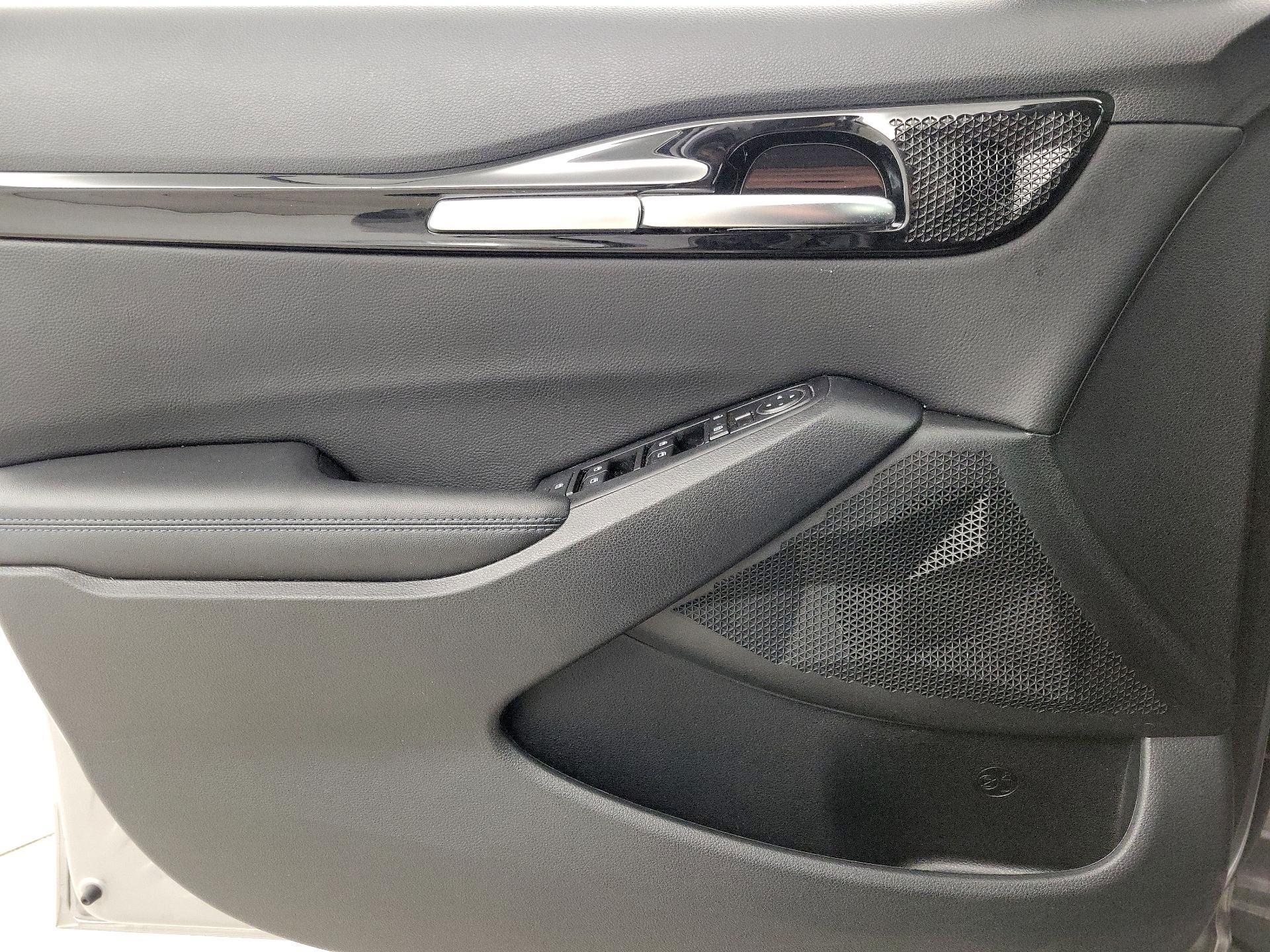 Thumbnail: 2022 Kia Seltos - 12